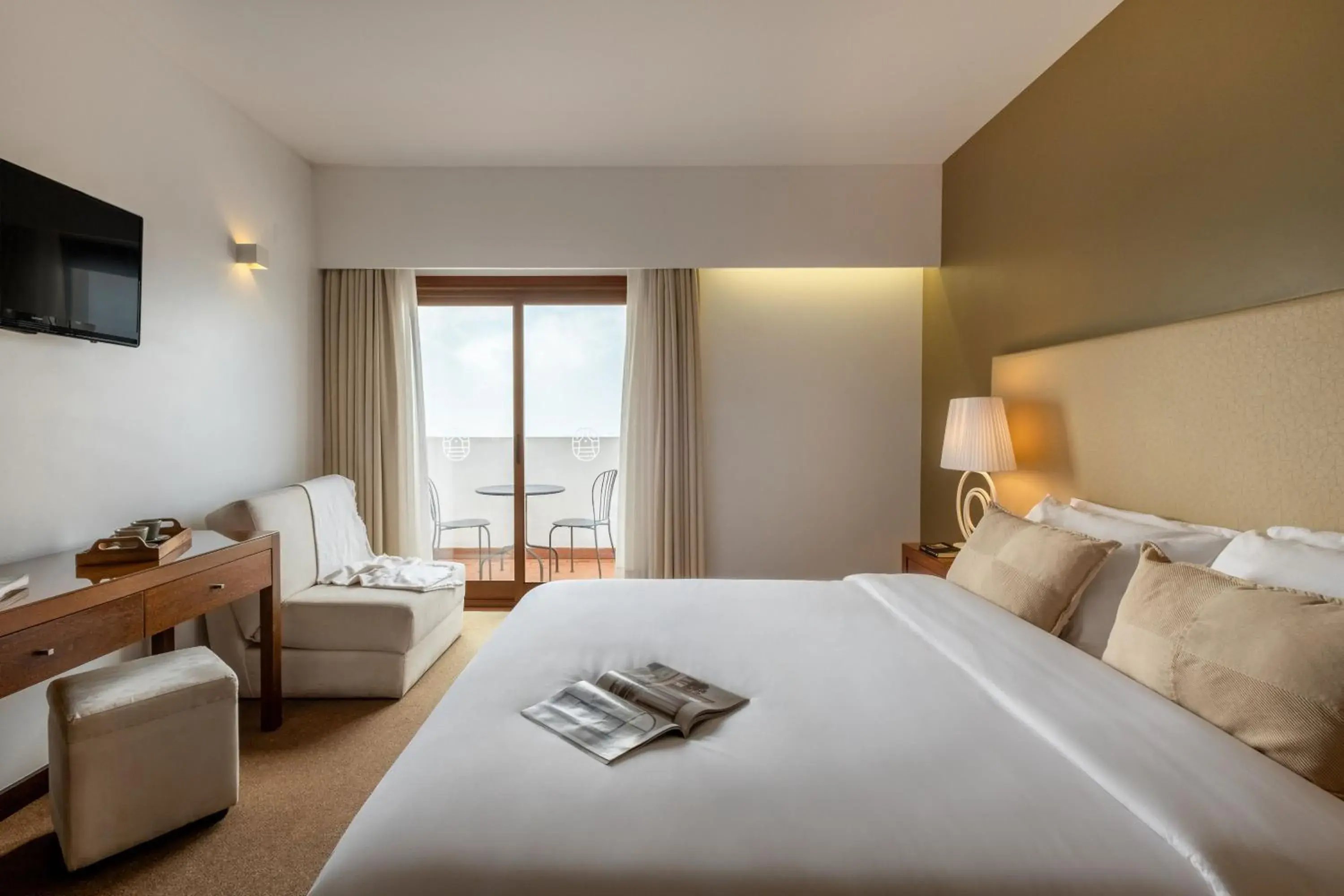 Double Room with Balcony in Sao Felix Hotel Hillside & Nature Double Room with Balcony in Sao Felix Hotel Hillside & Nature