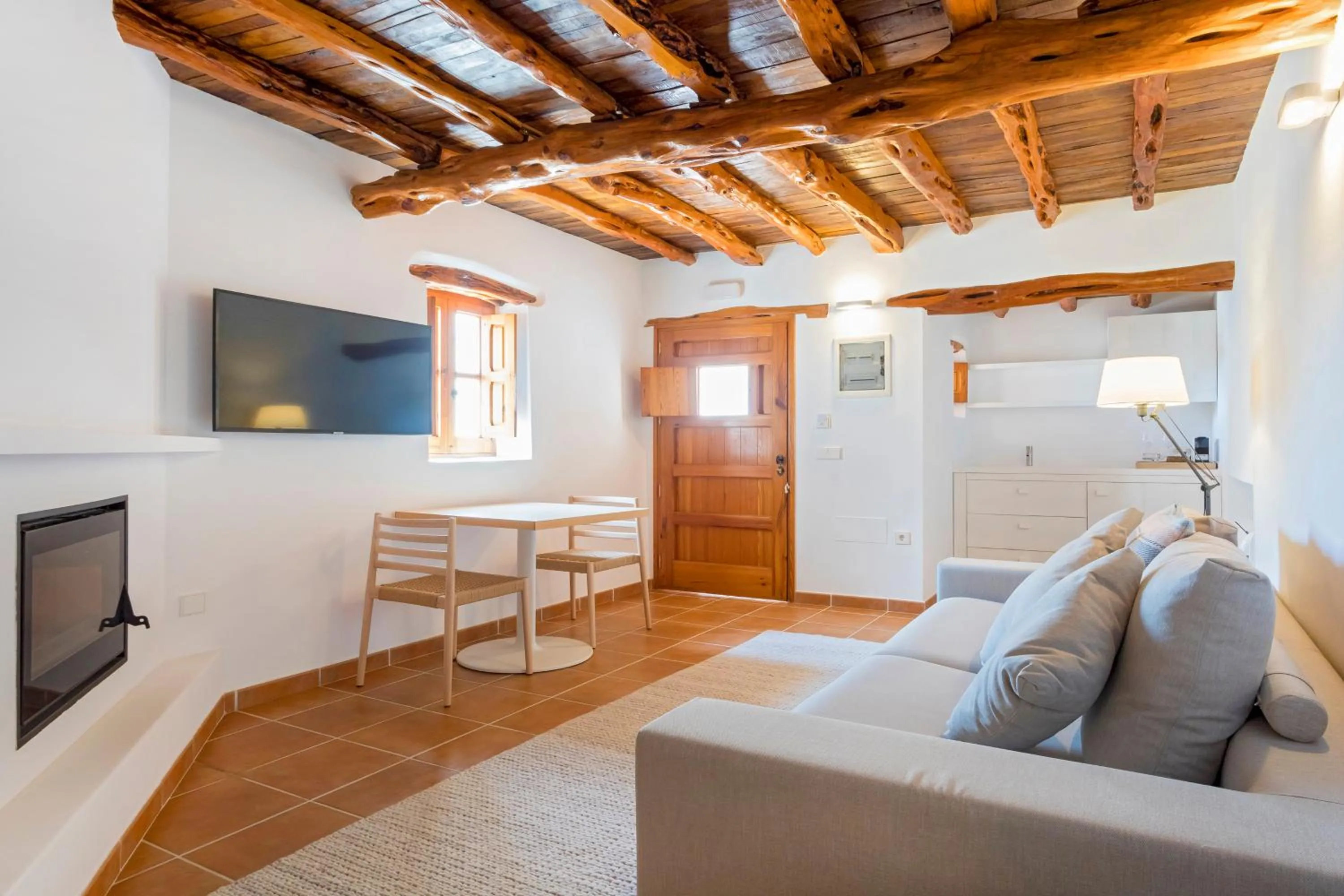 TV and multimedia in Agroturismo Can Toni Xumeu - Adults Only