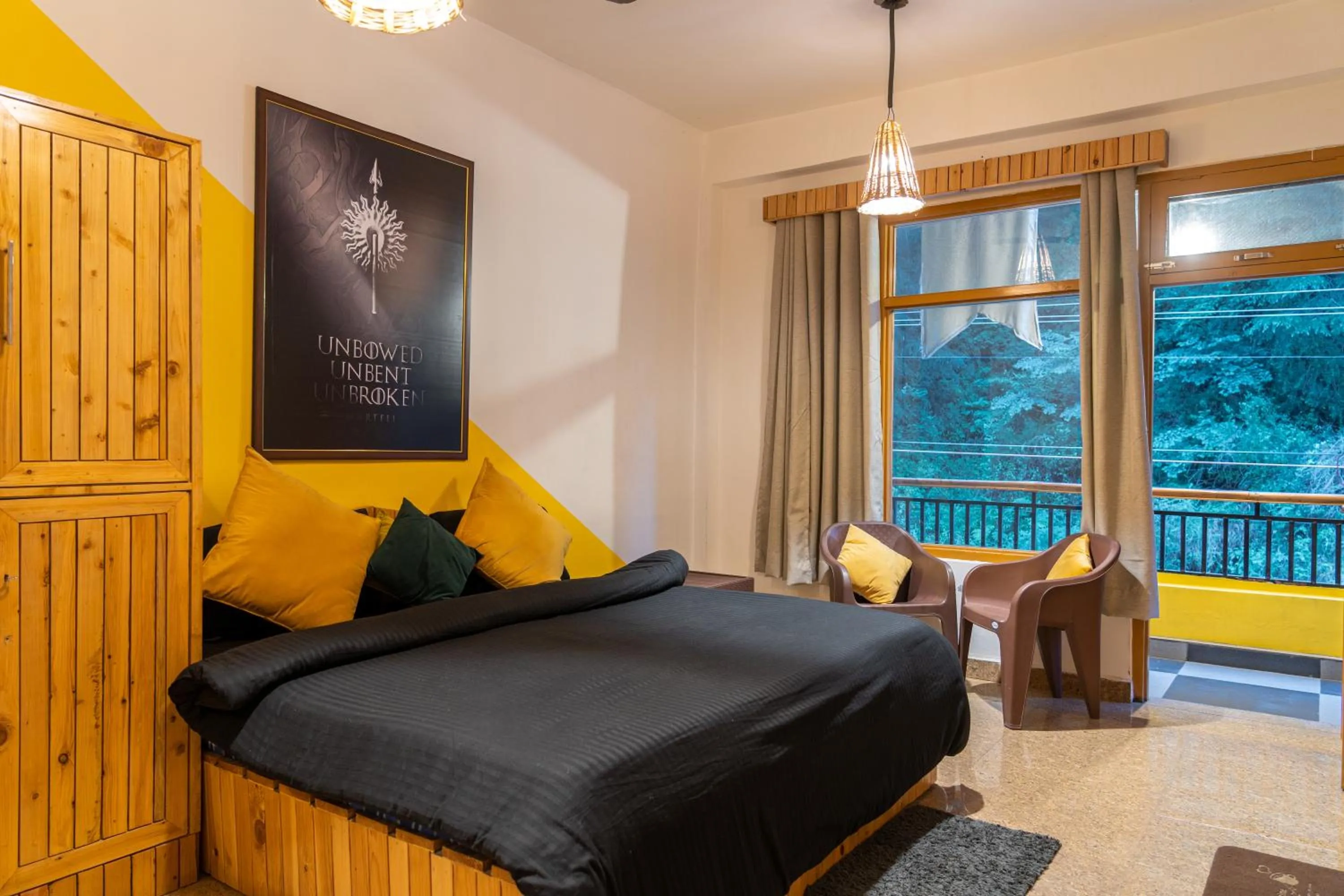 Bed in Whoopers Hostel Kasol