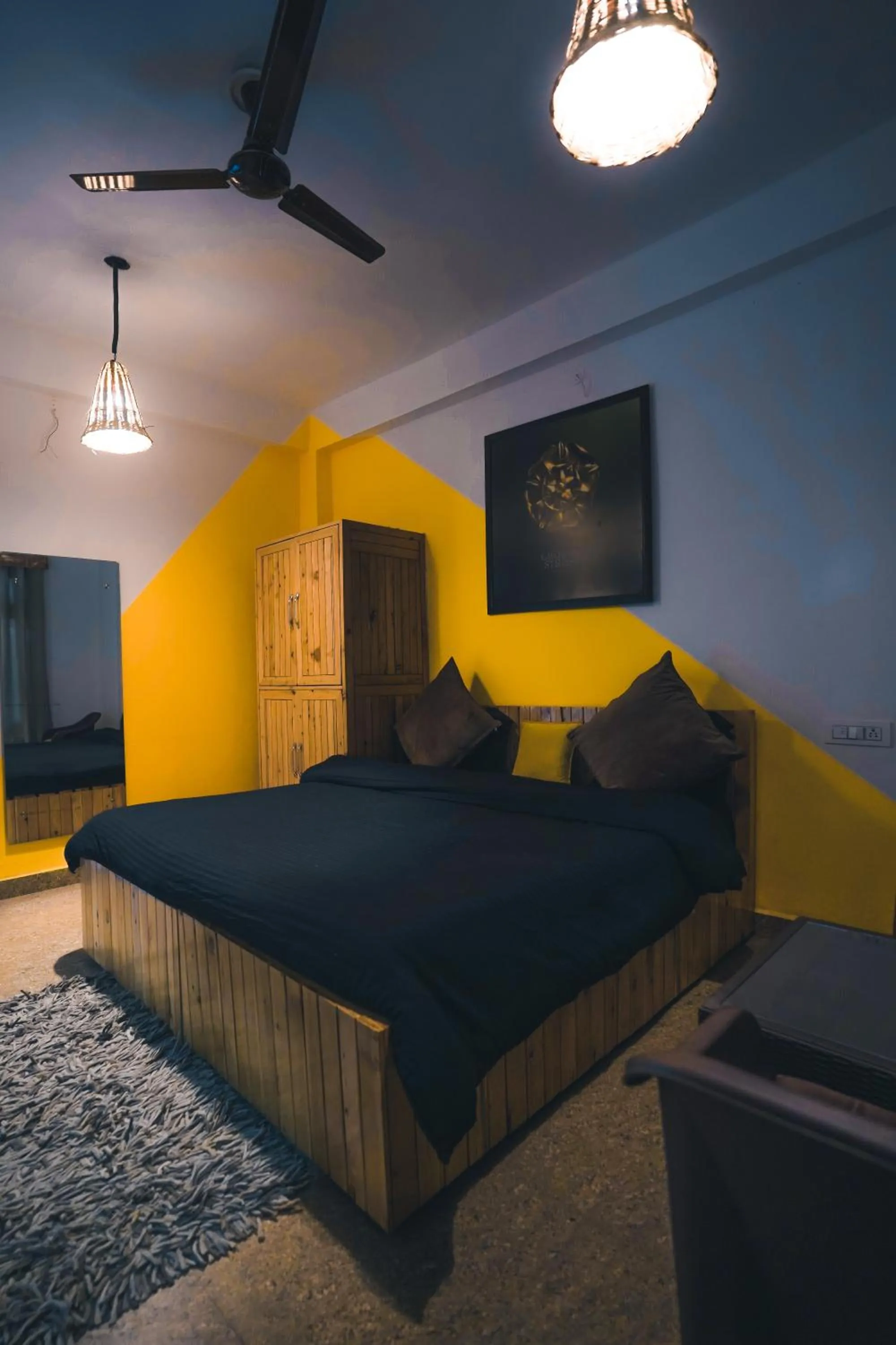 Bed in Whoopers Hostel Kasol