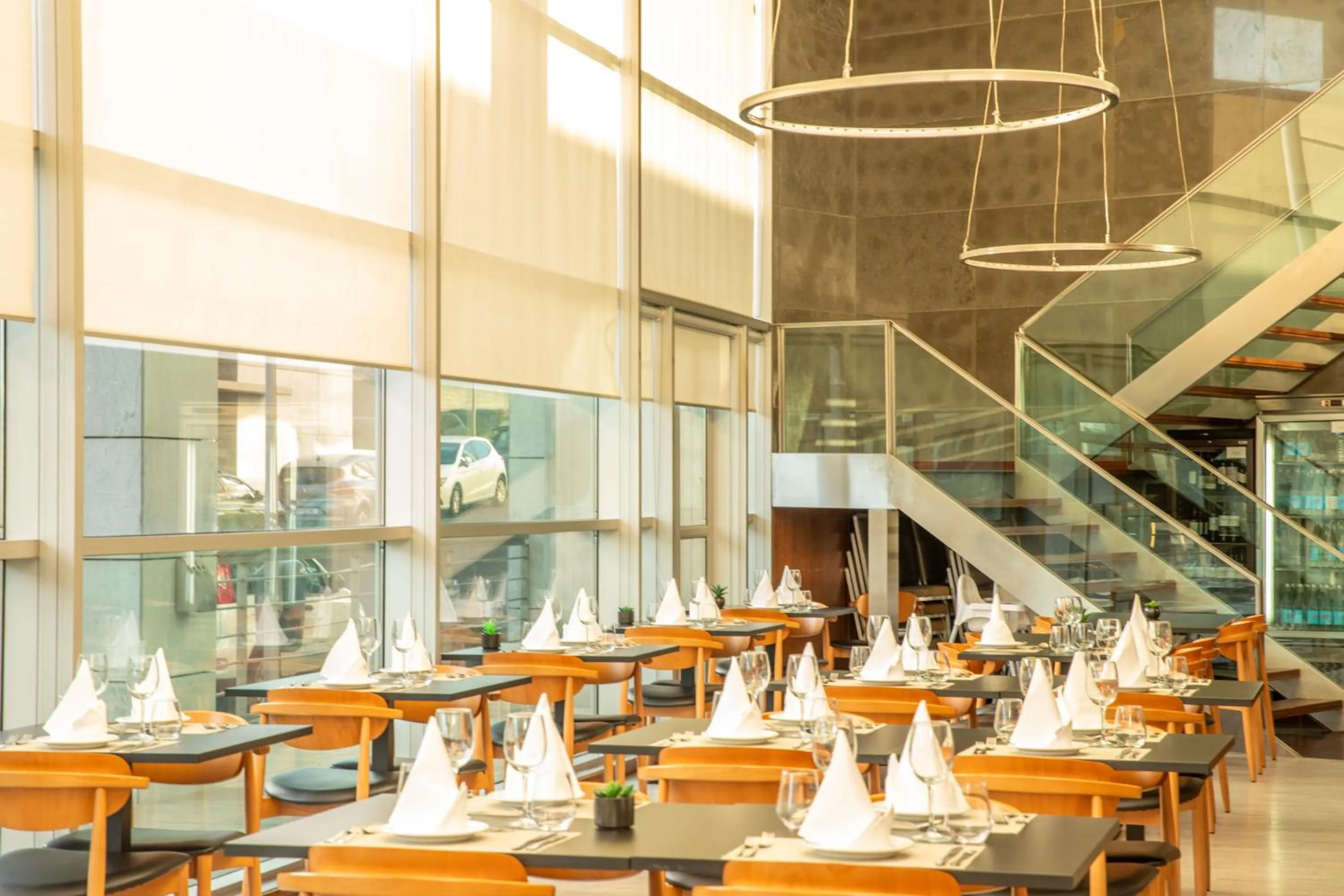 Restaurant/places to eat in VIP Executive Azores Hotel