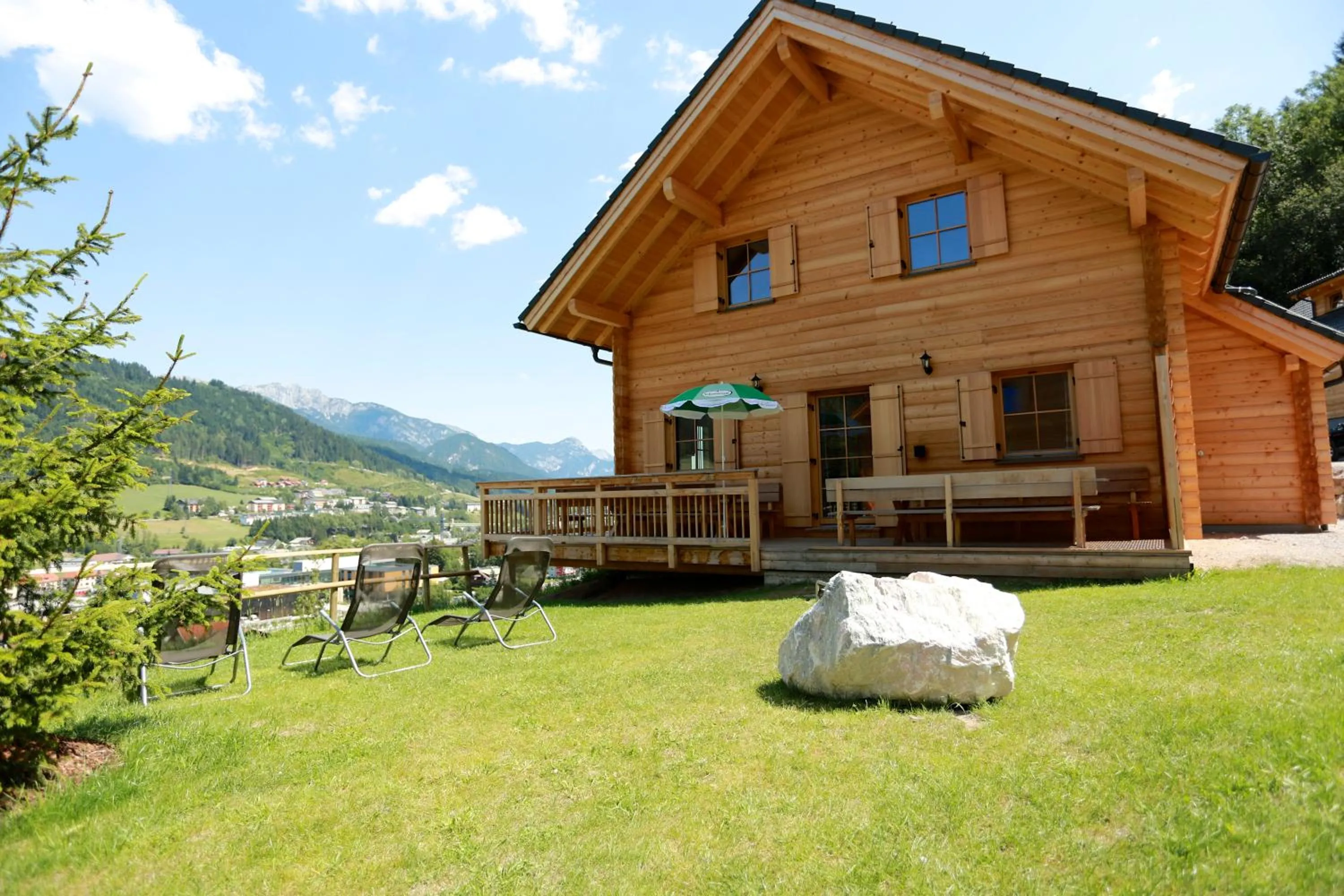 Garden view in Hüttendorf Schladming