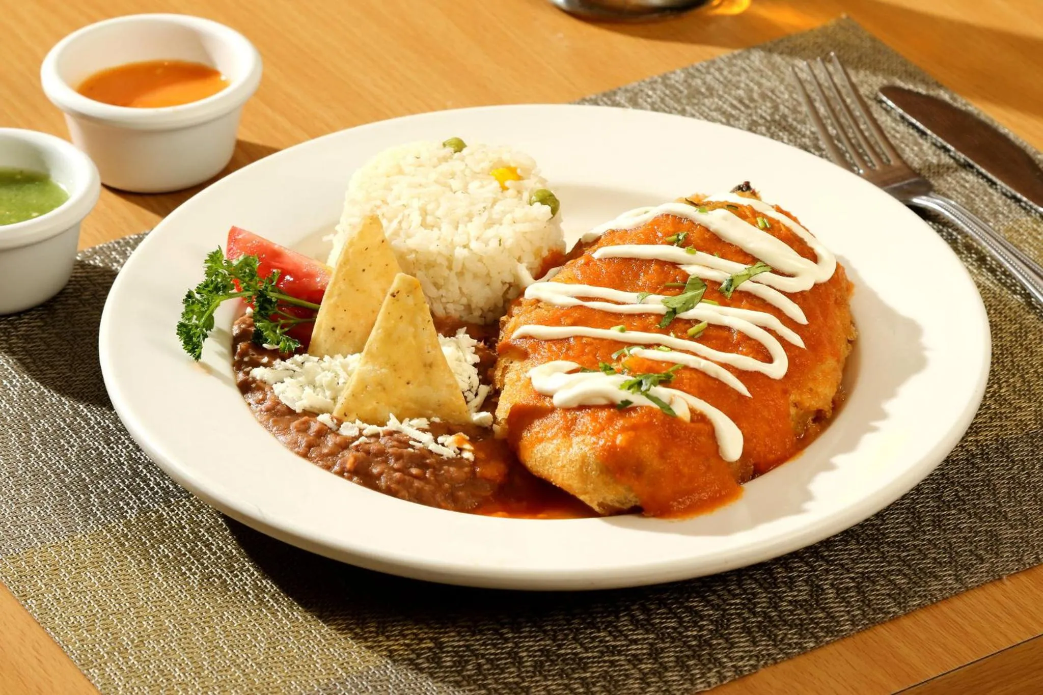 Restaurant/places to eat in Holiday Inn Tijuana Zona Rio by IHG