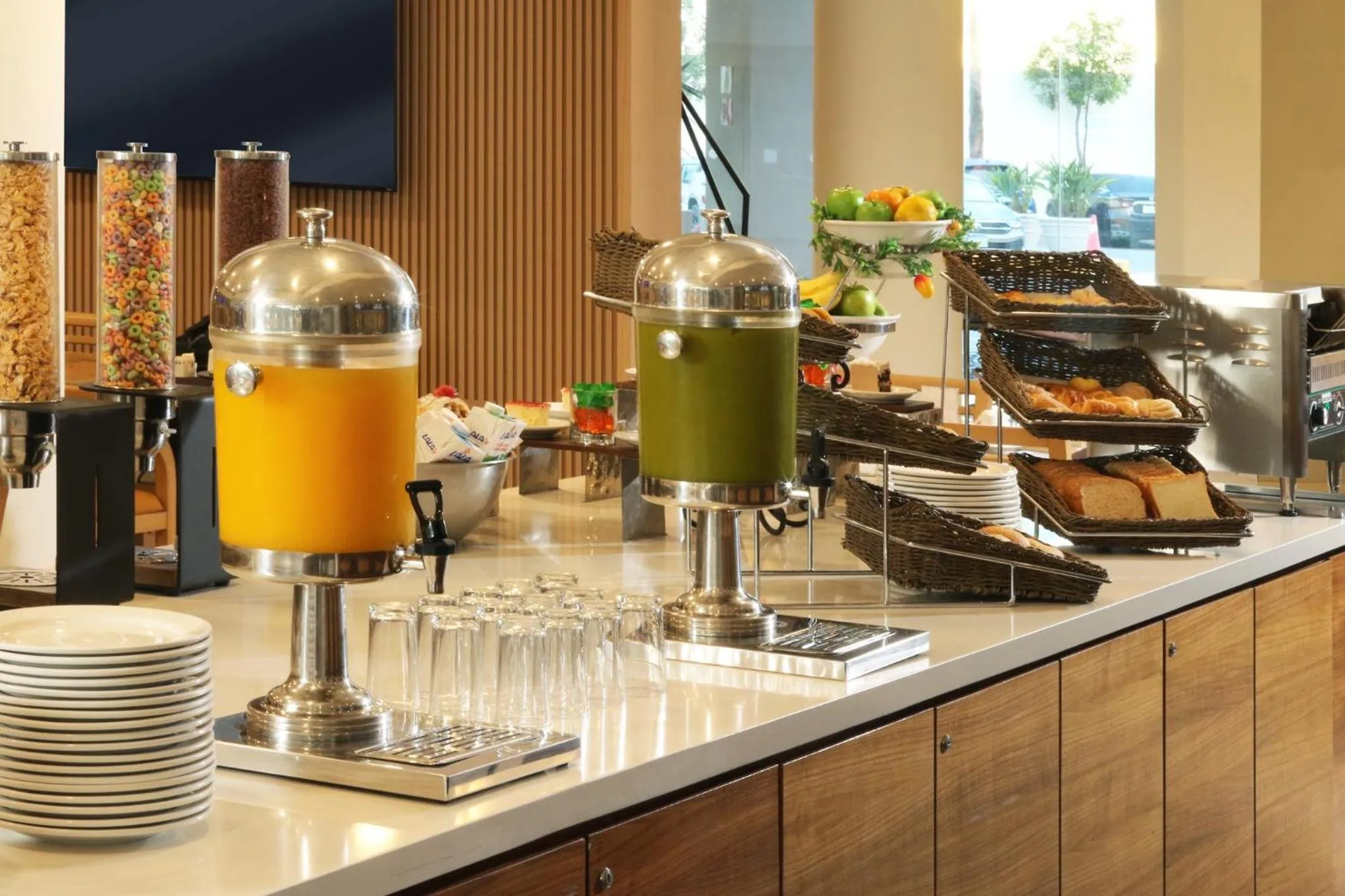 Breakfast in Holiday Inn Tijuana Zona Rio by IHG