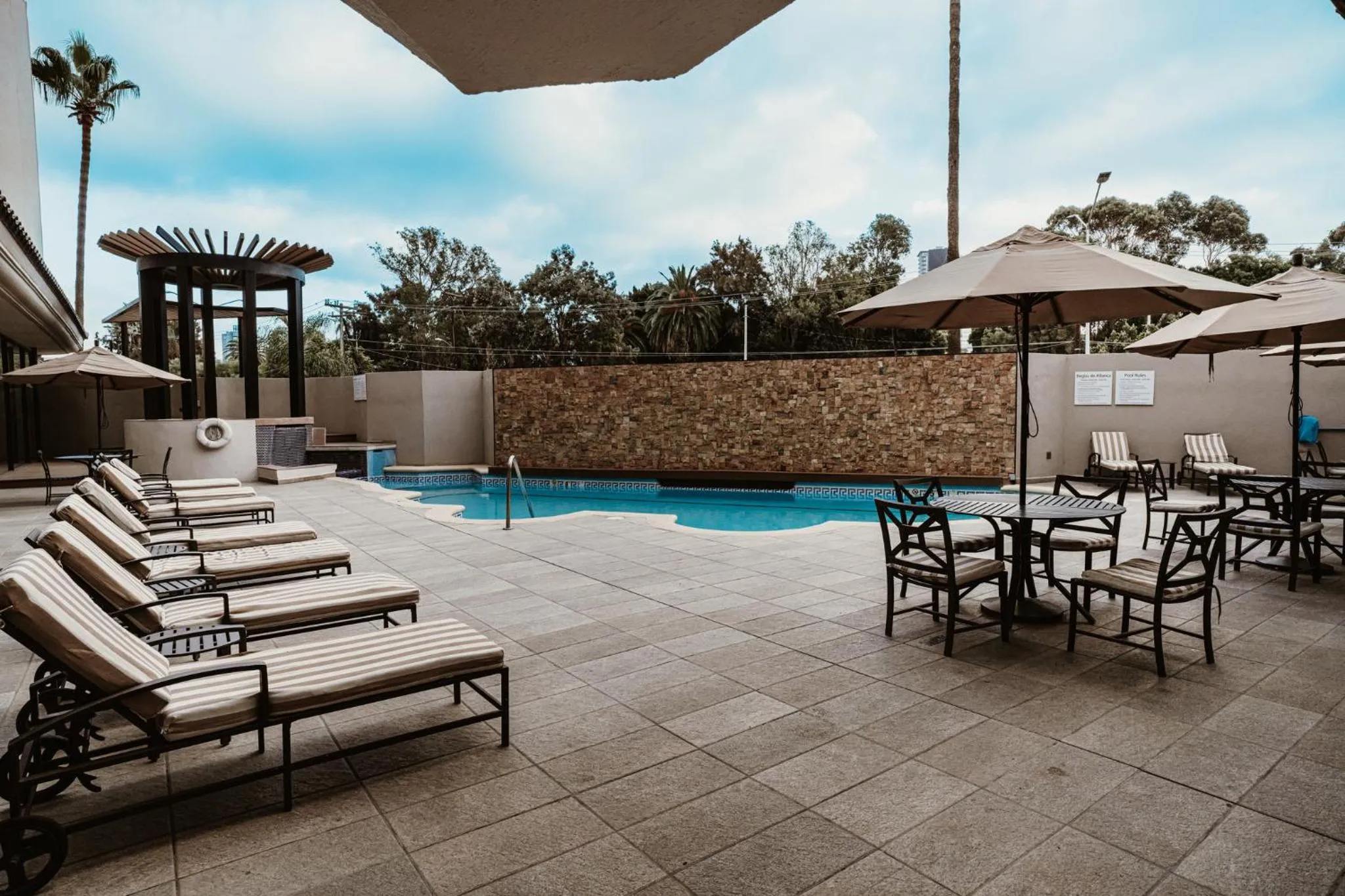 Swimming pool in Holiday Inn Tijuana Zona Rio by IHG