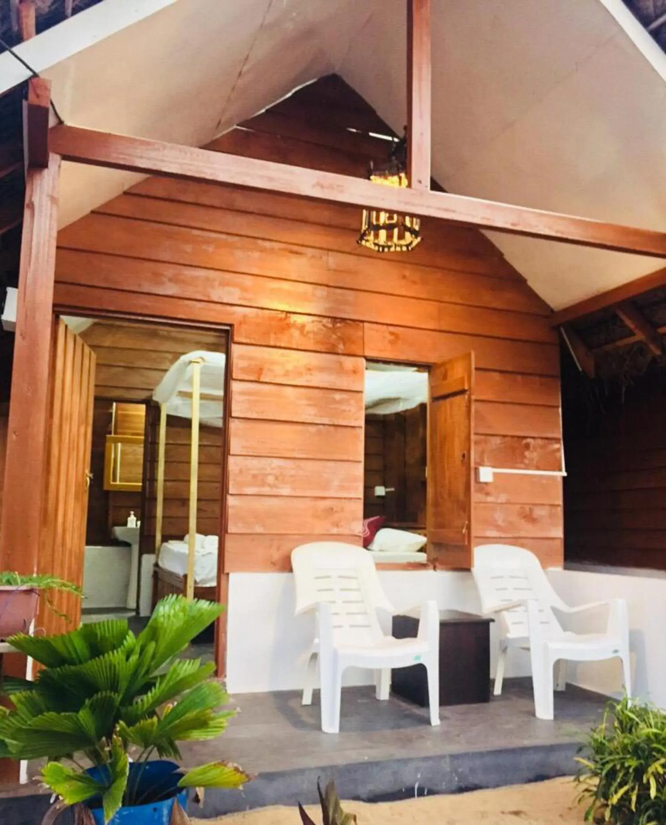 Budget Double Room in De Perla Resort Budget Double Room in De Perla Resort