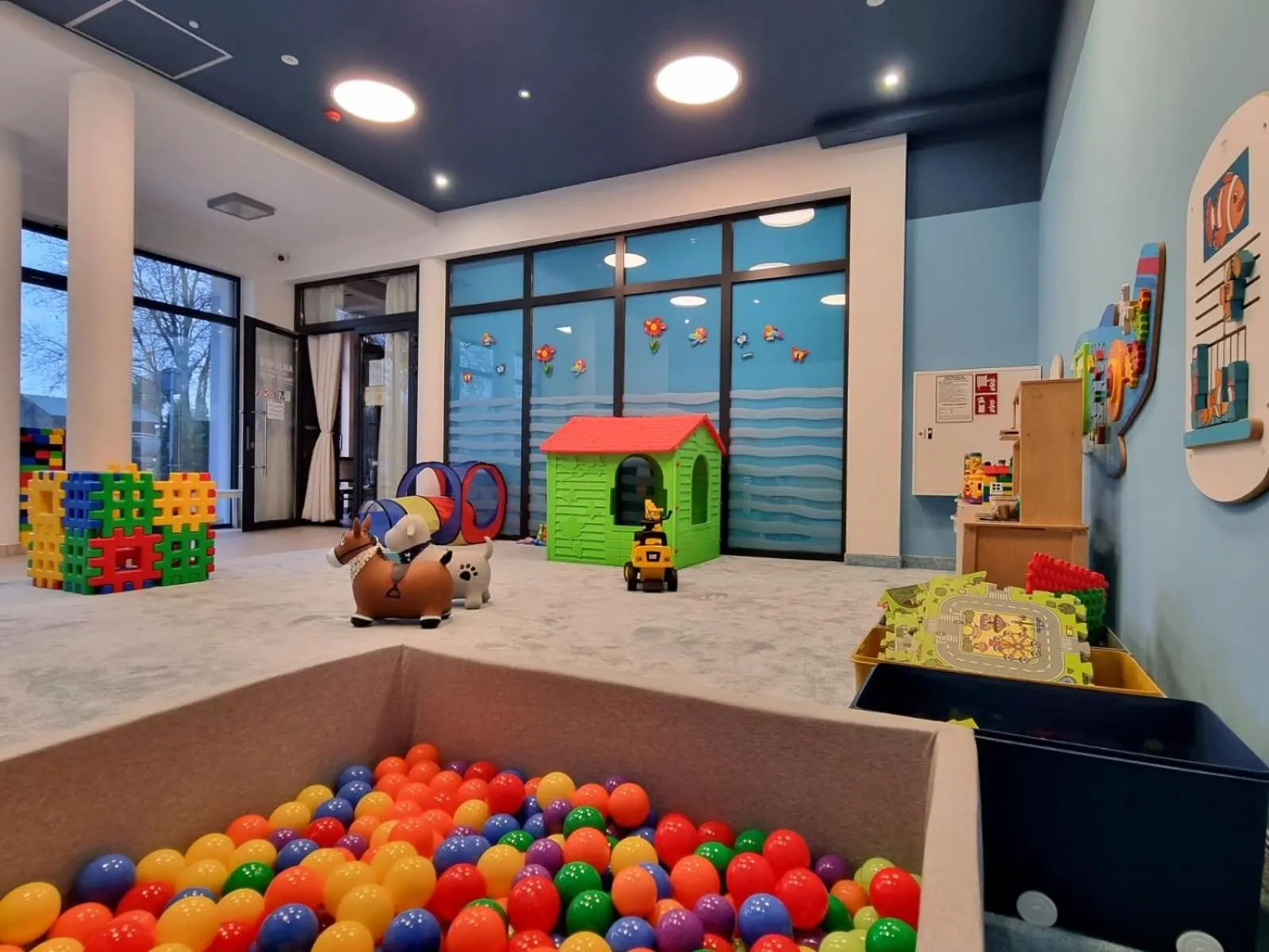 Kids's club in Apartamenty Polanki Park BASEN, SAUNA & SIŁOWNIA by Noclegi Renters