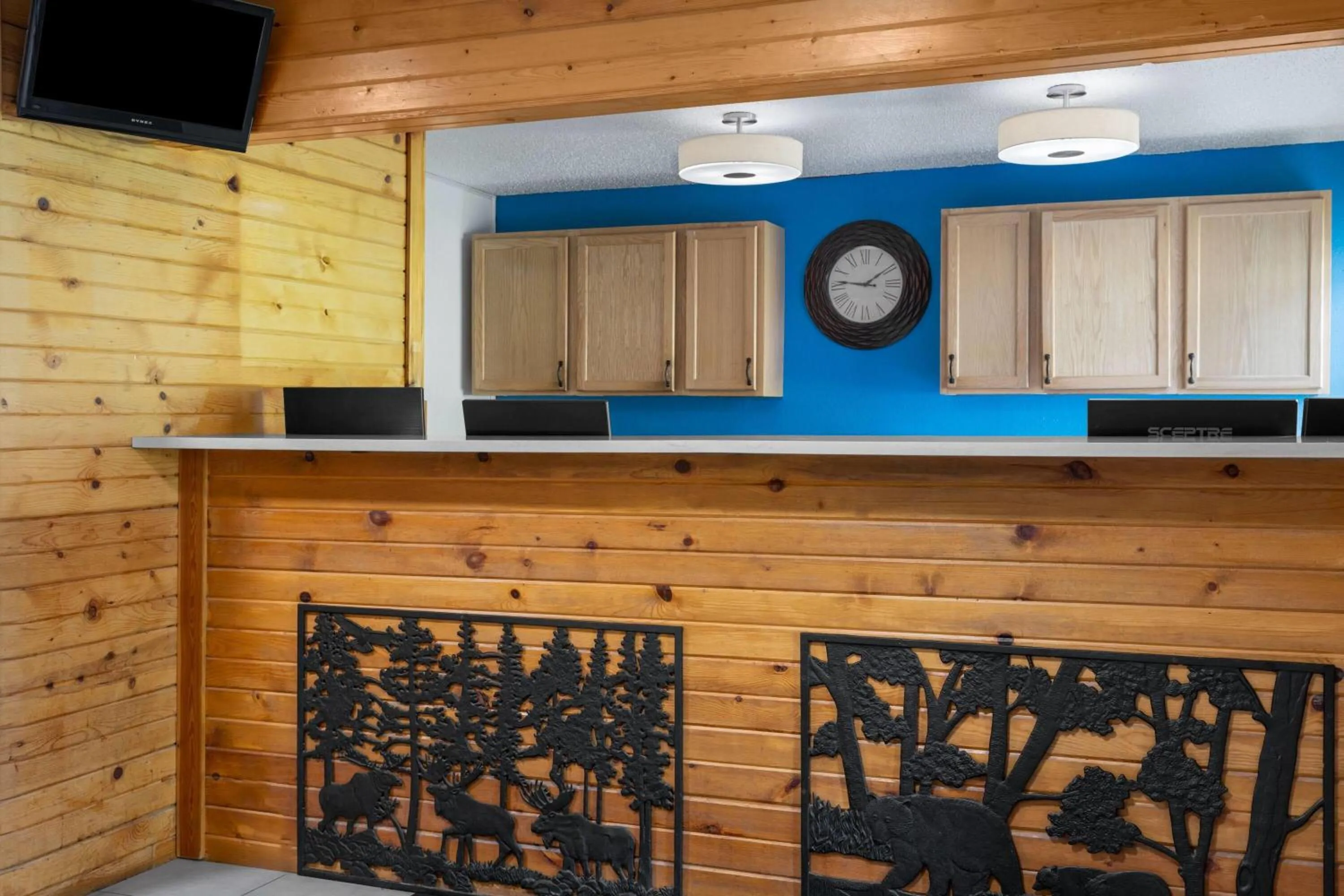 Lobby or reception in Baymont by Wyndham Duluth Spirit Mountain