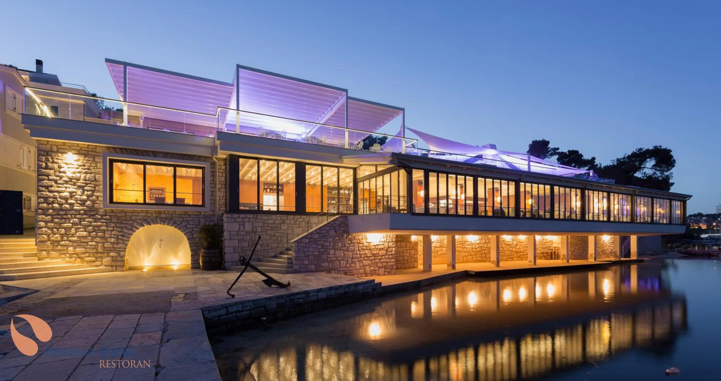 Restaurant/places to eat in Ribarska Koliba Resort