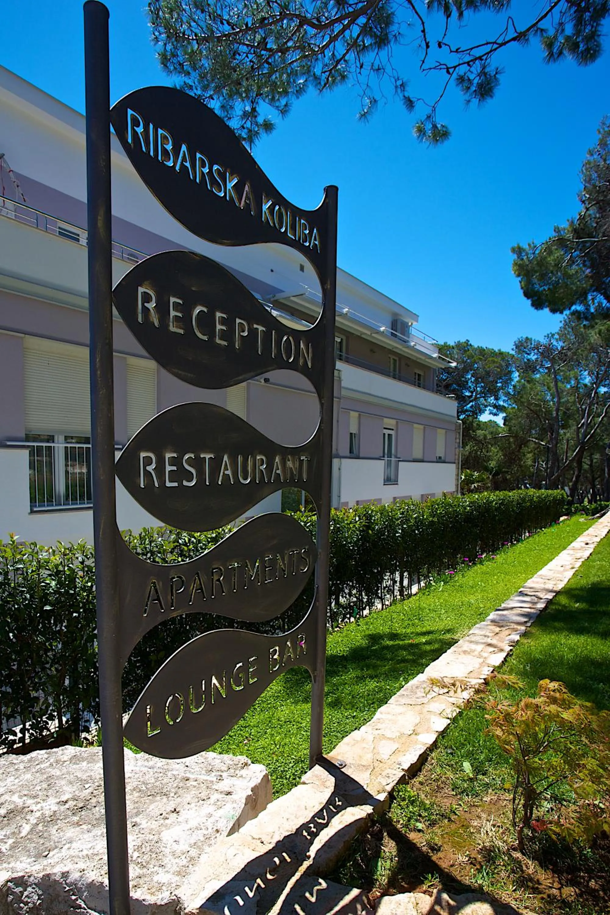 Facade/entrance in Ribarska Koliba Resort