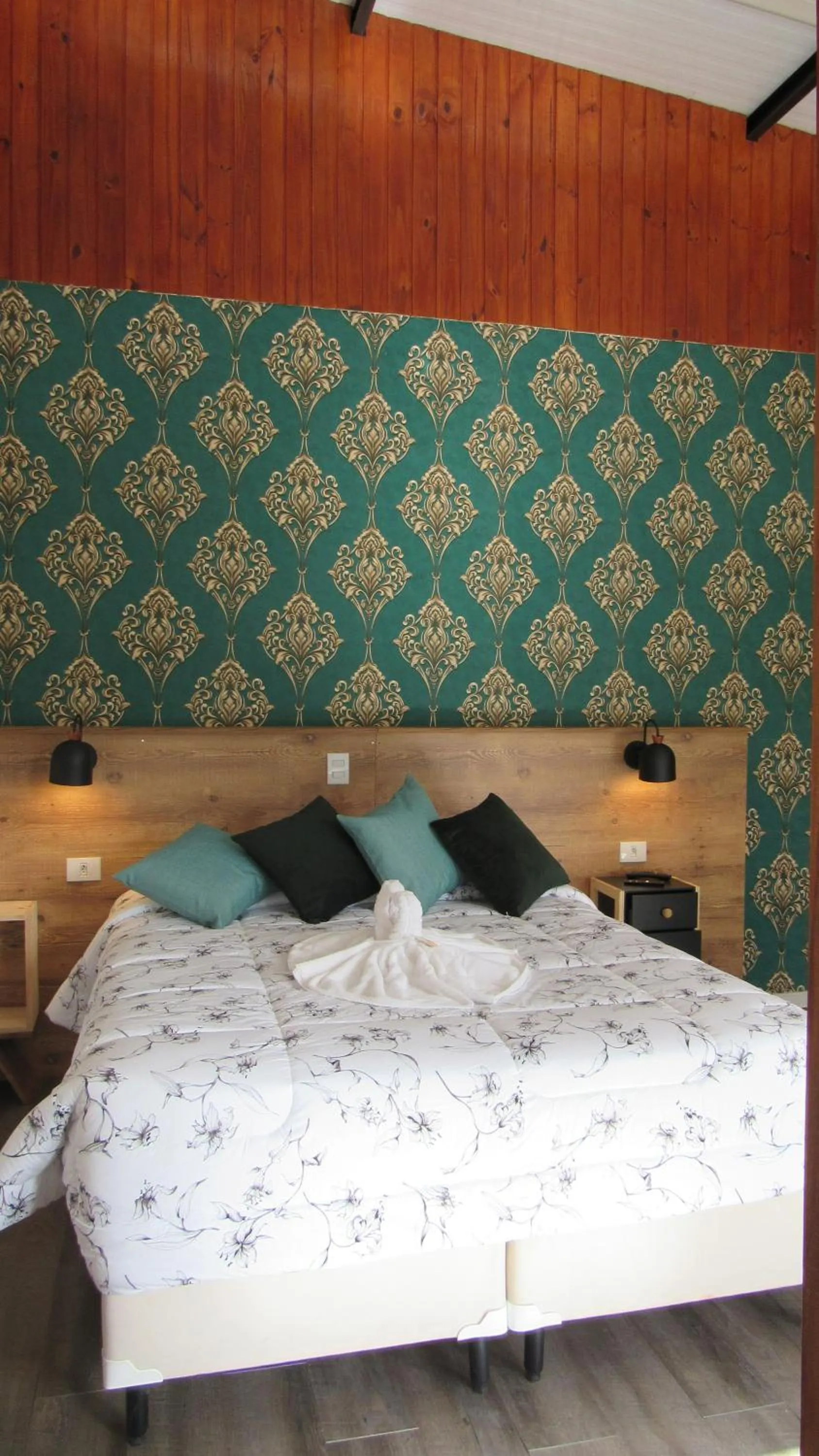 Bed in Golden Forest Pousada