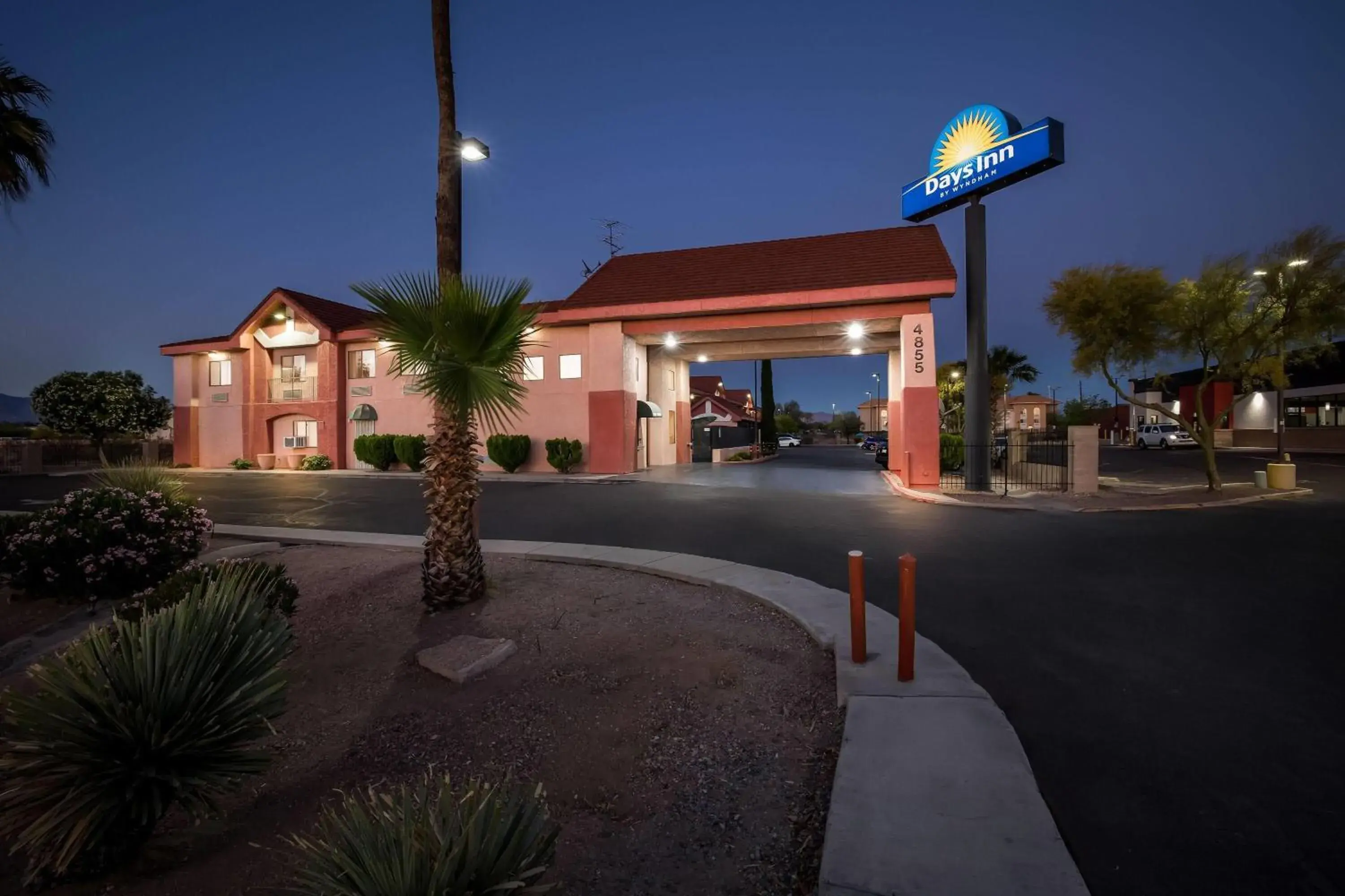 Property building in Days Inn by Wyndham Tucson Airport Property building in Days Inn by Wyndham Tucson Airport