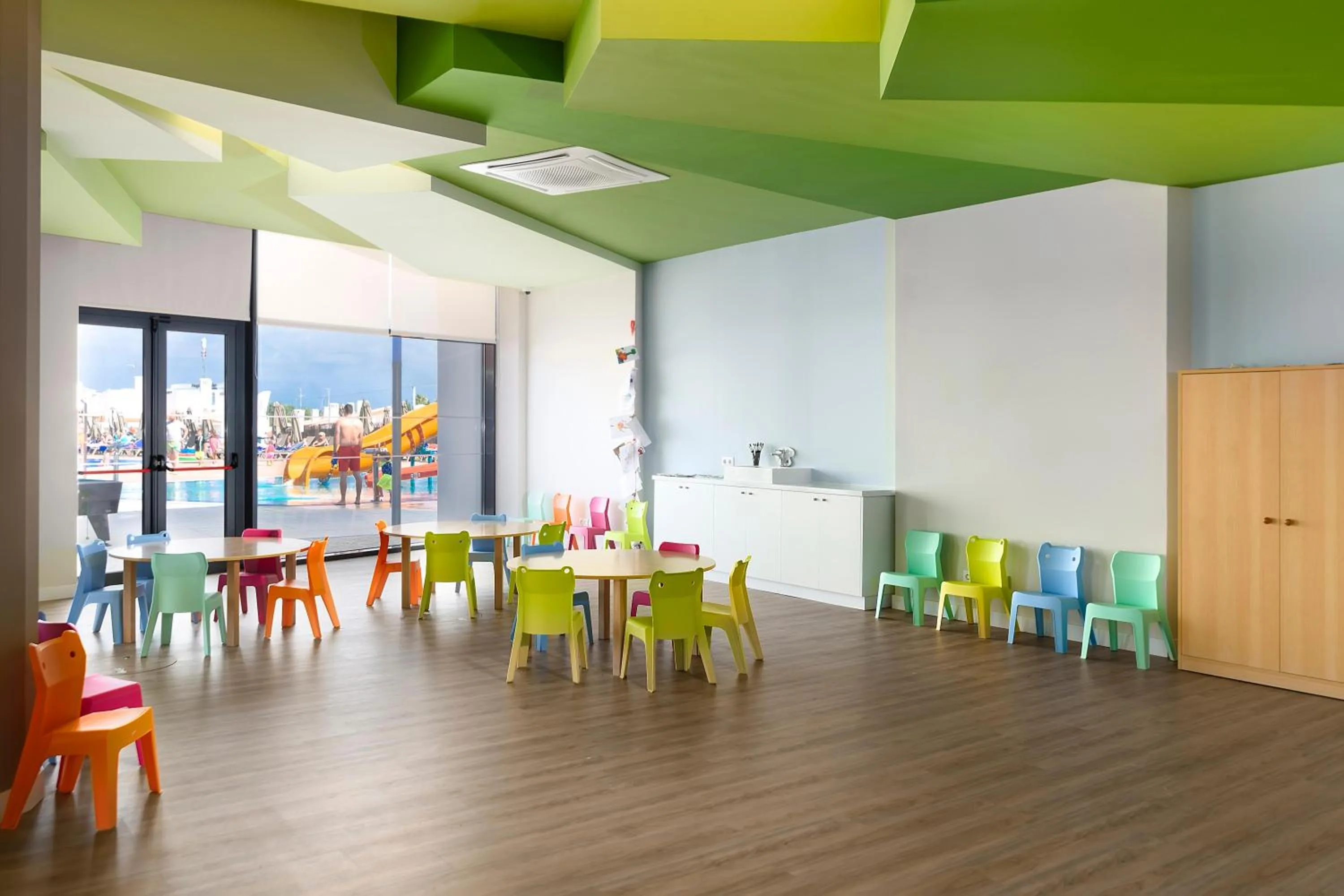 Kids's club in Jupiter Albufeira Hotel - Family & Fun - All Inclusive