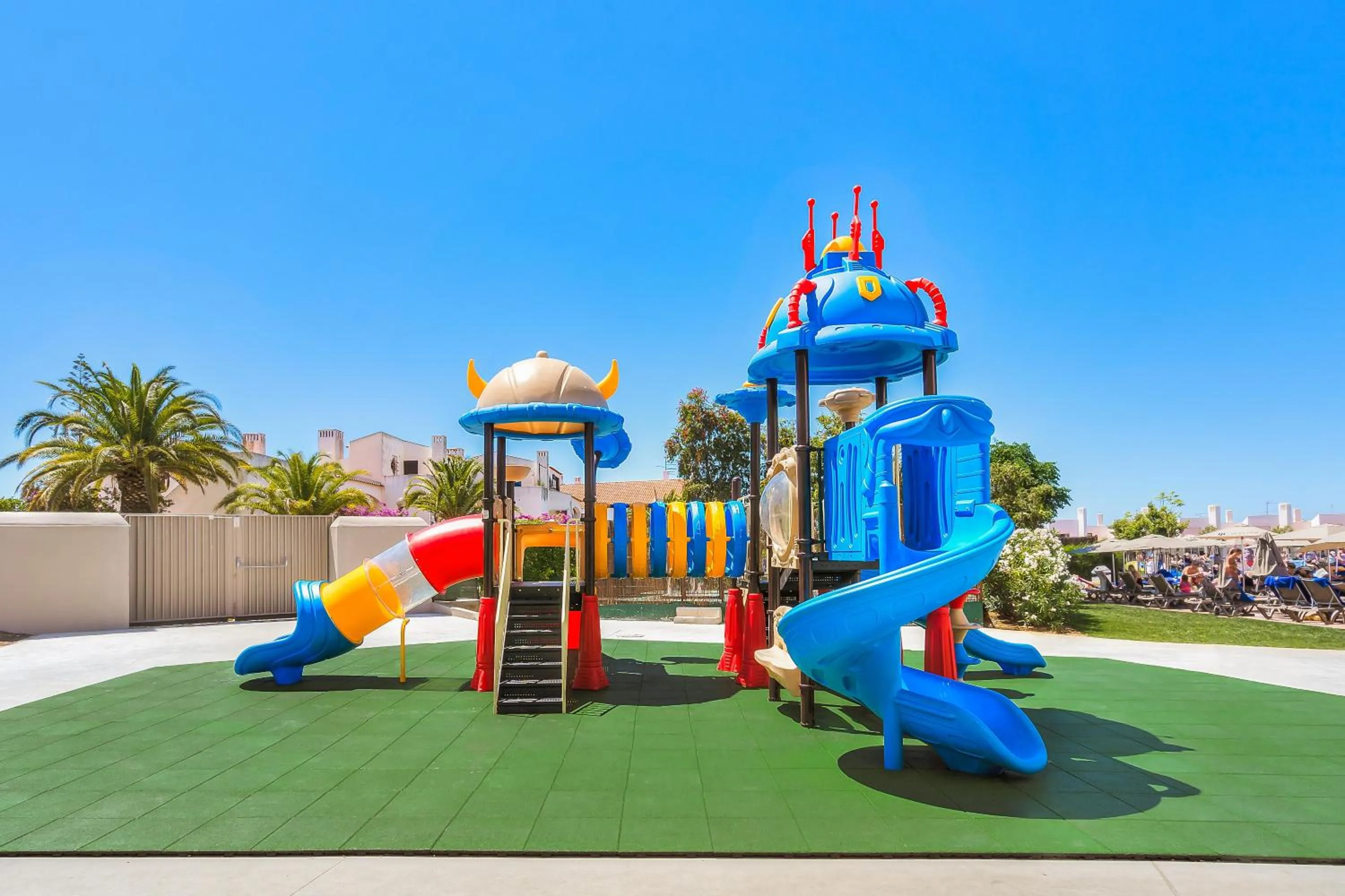 Family in Jupiter Albufeira Hotel - Family & Fun - All Inclusive