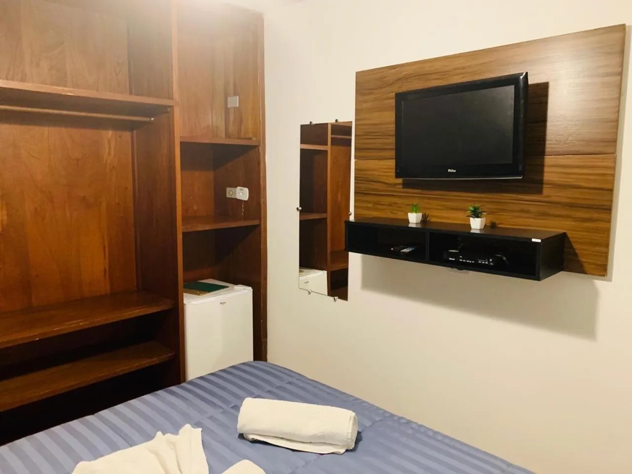 Photo of the whole room, Bed in Hotel Refúgio Alpino