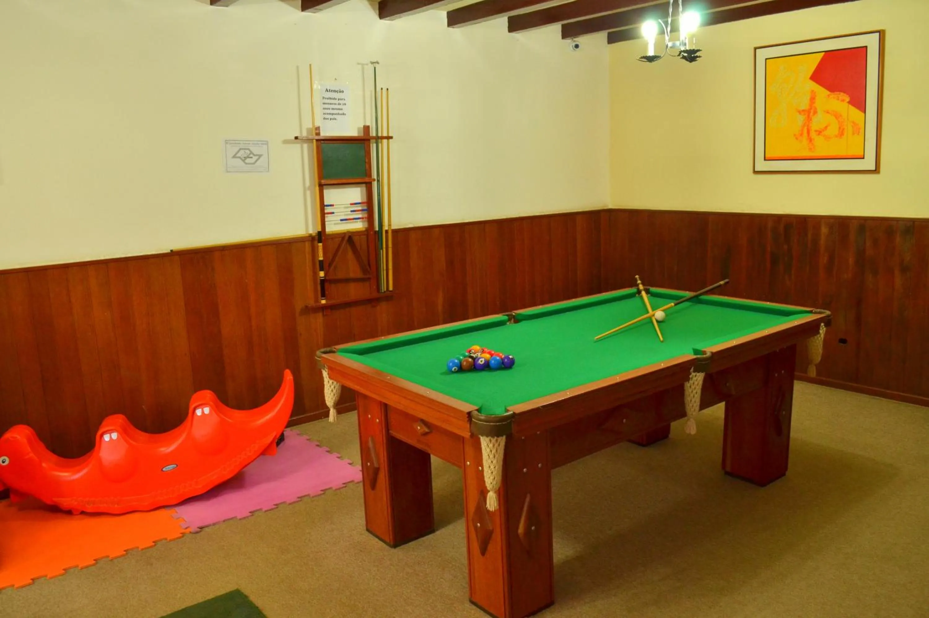 Billiard in Hotel Refúgio Alpino