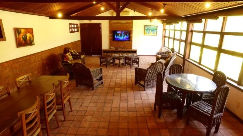 Communal lounge/ TV room in Pousada Bichelenga