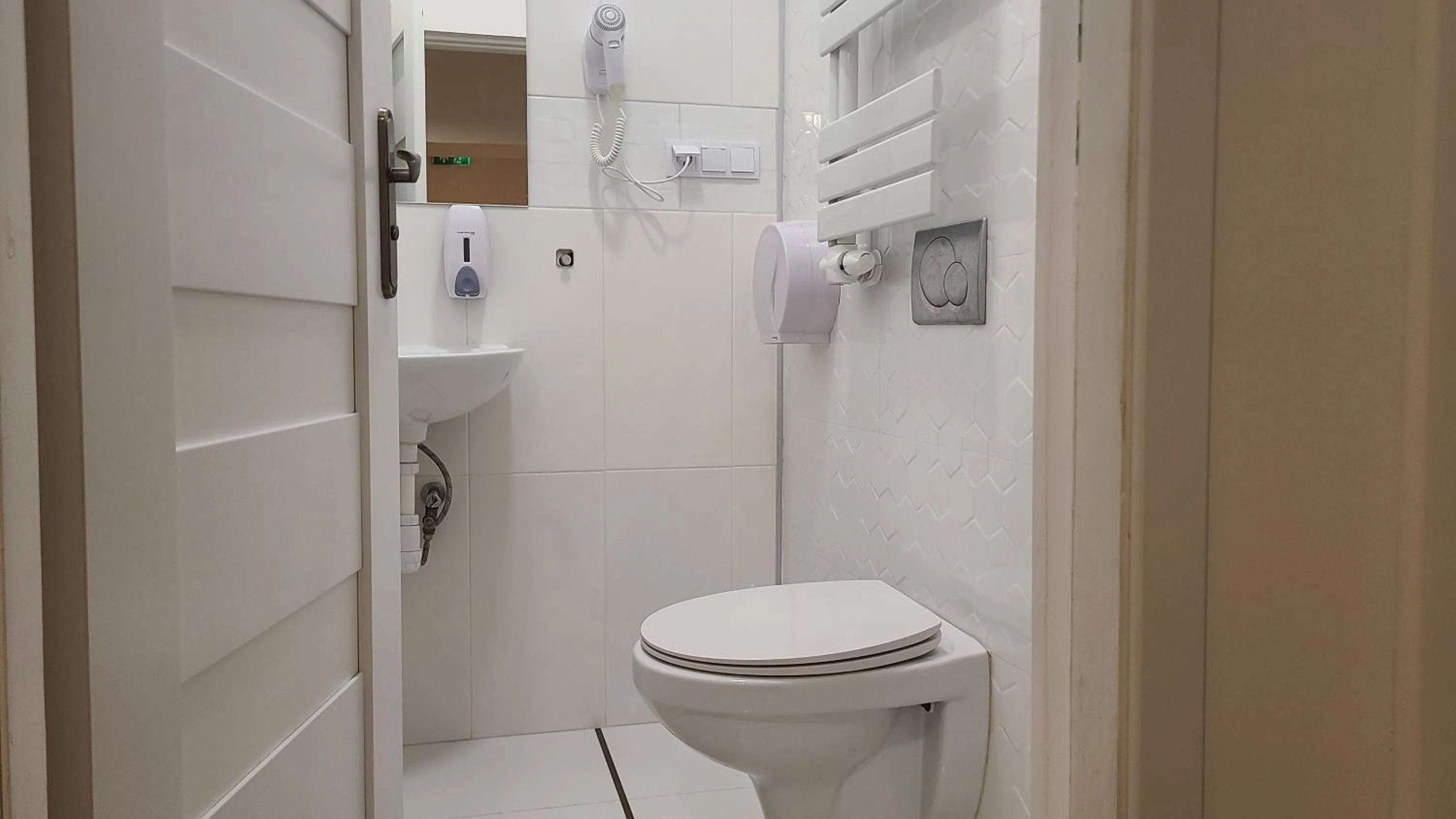 Toilet in Lorf Hostel&Apartments