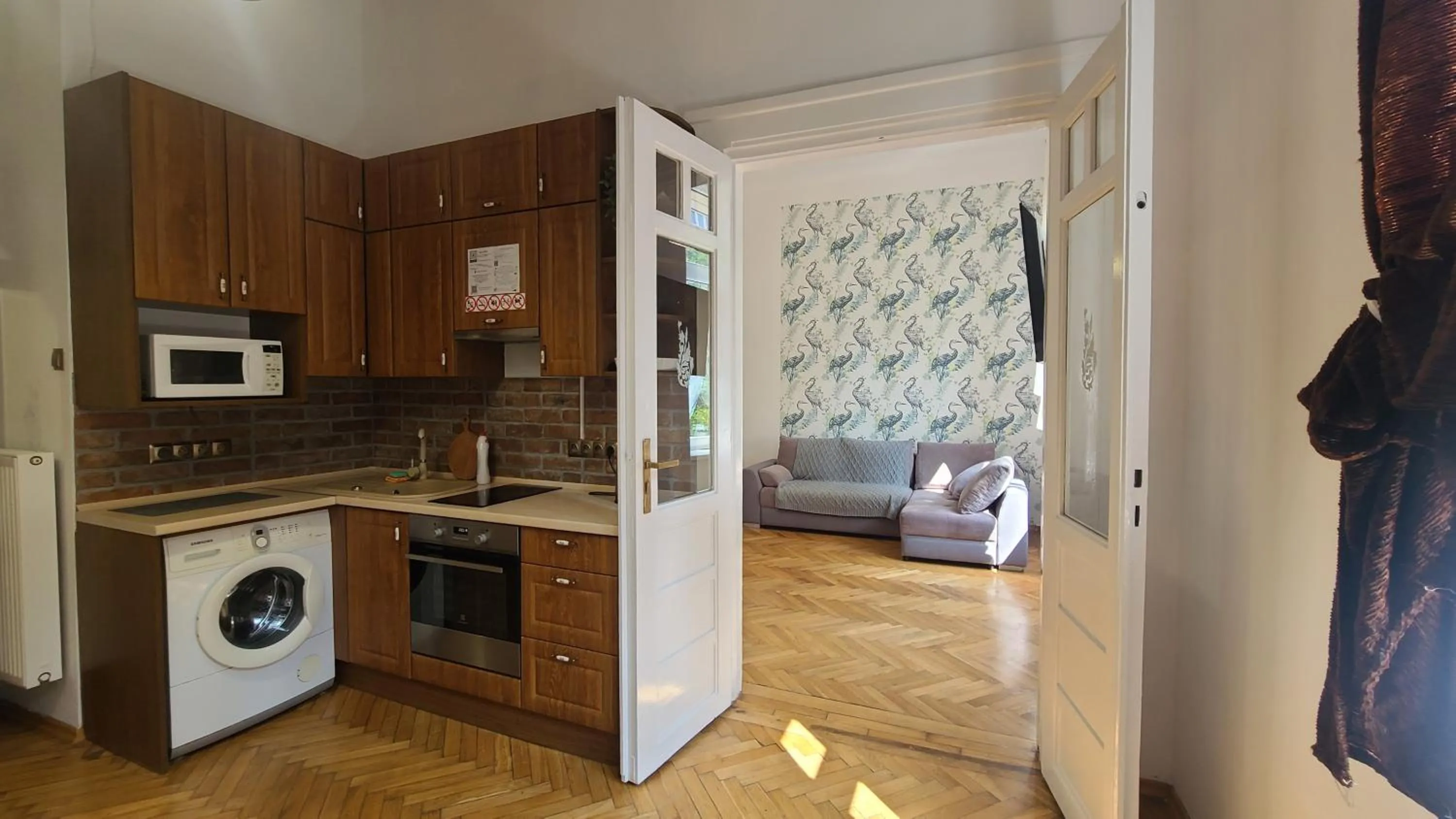 washing machine in Lorf Hostel&Apartments