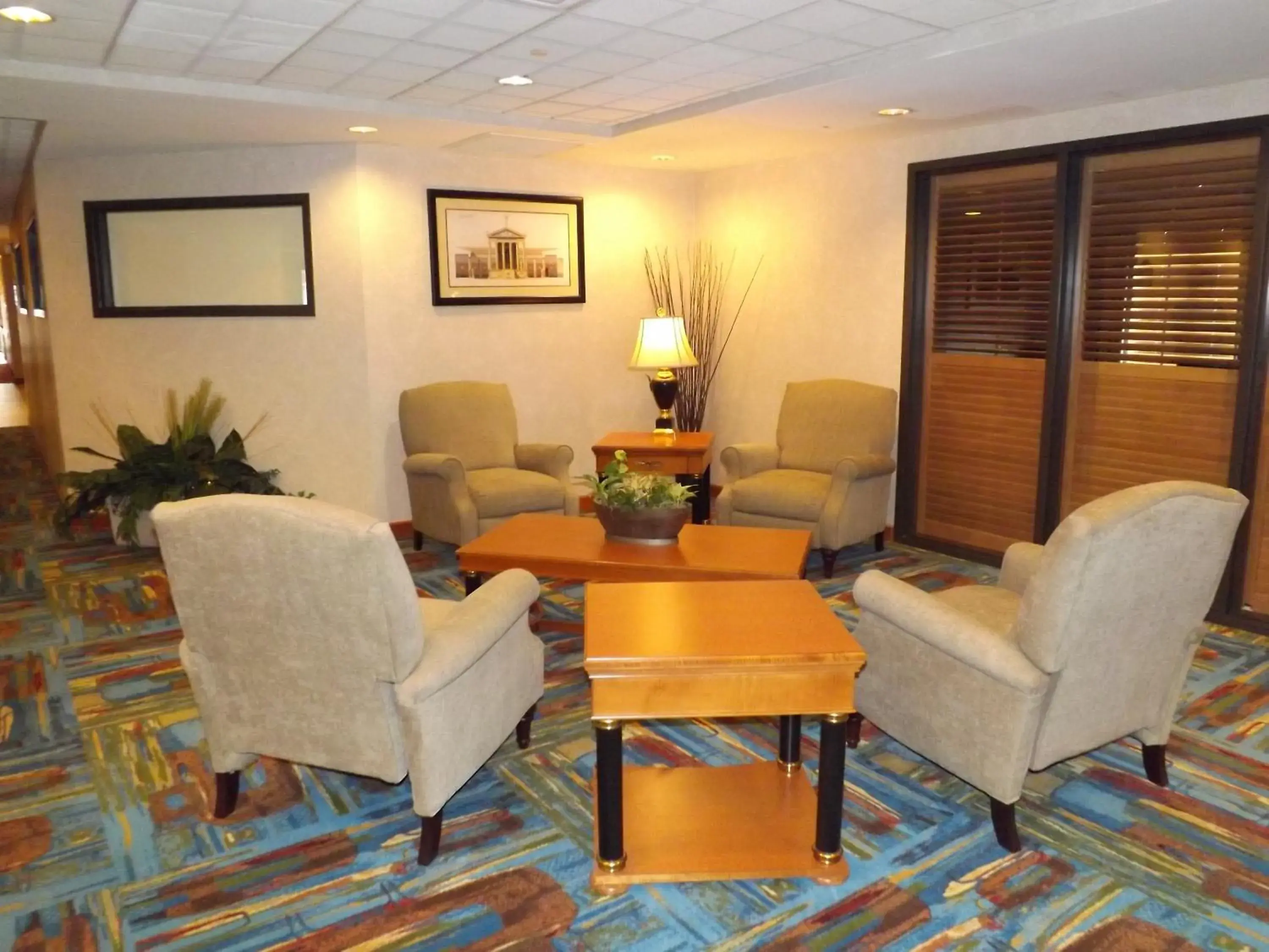 Lobby or reception in Wingate by Wyndham Lima Lobby or reception in Wingate by Wyndham Lima