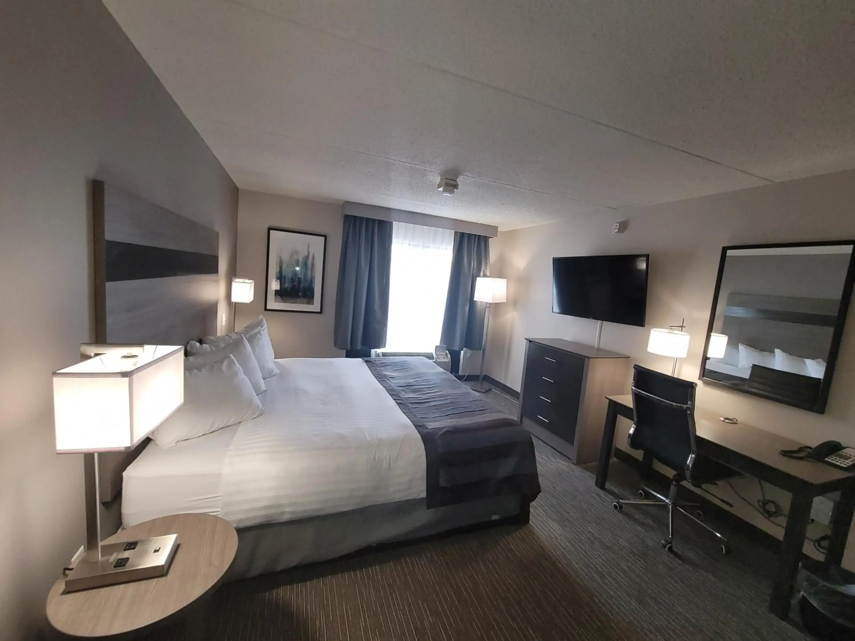 King Room in Wingate by Wyndham Lima King Room in Wingate by Wyndham Lima