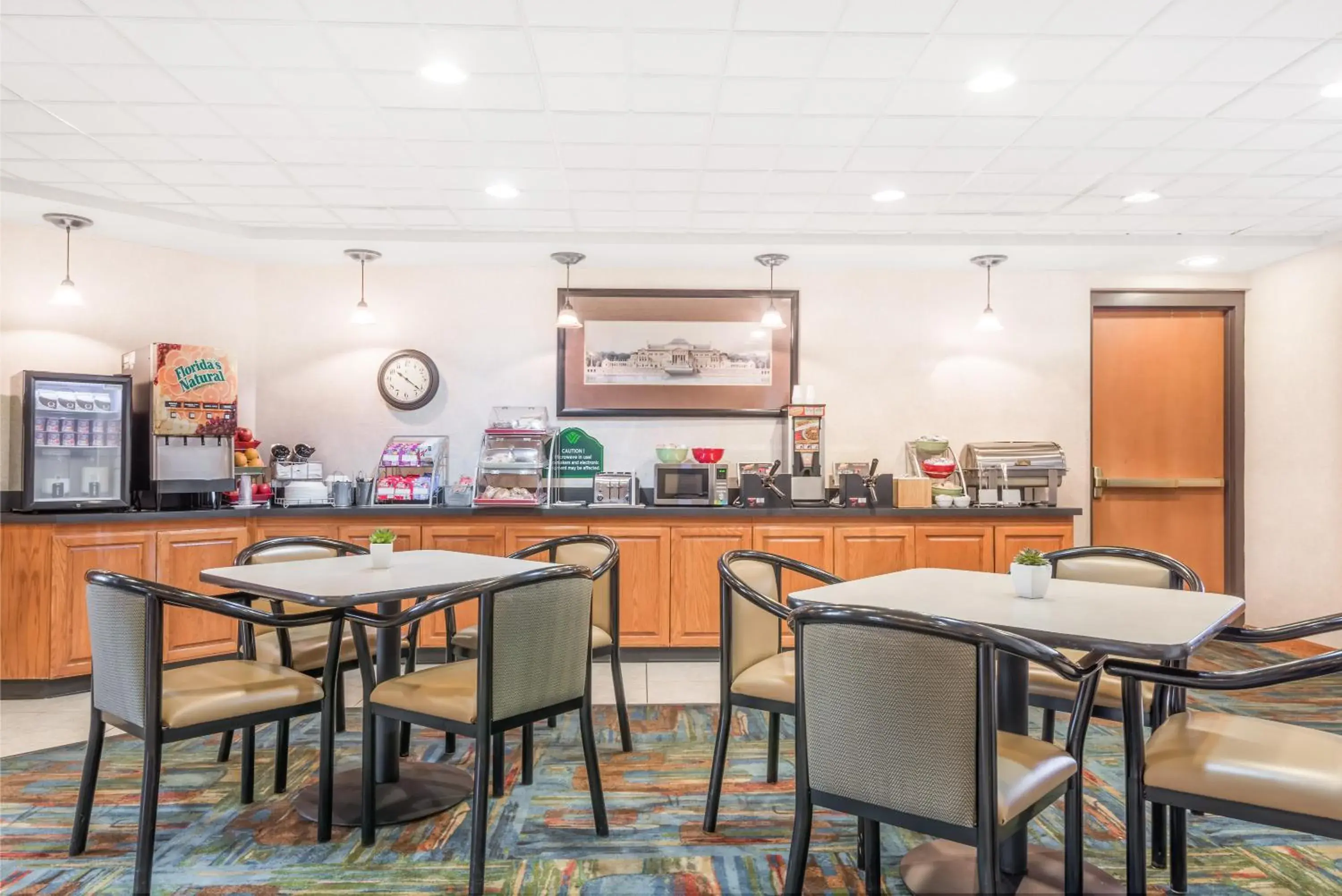 Restaurant/places to eat in Wingate by Wyndham Lima Restaurant/places to eat in Wingate by Wyndham Lima