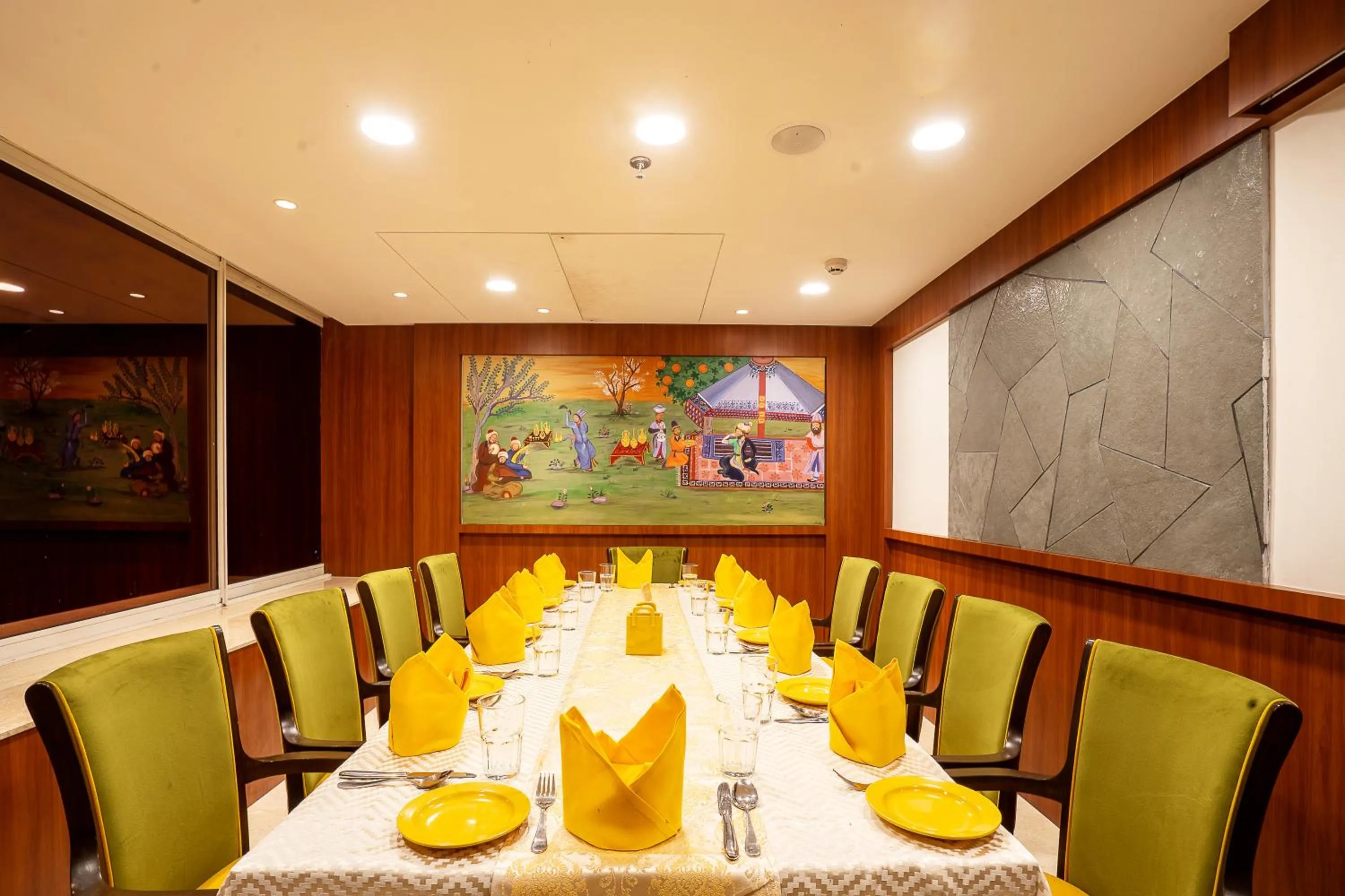 Restaurant/places to eat in Fortune Park Pushpanjali, Durgapur - Member ITC Hotels' Group