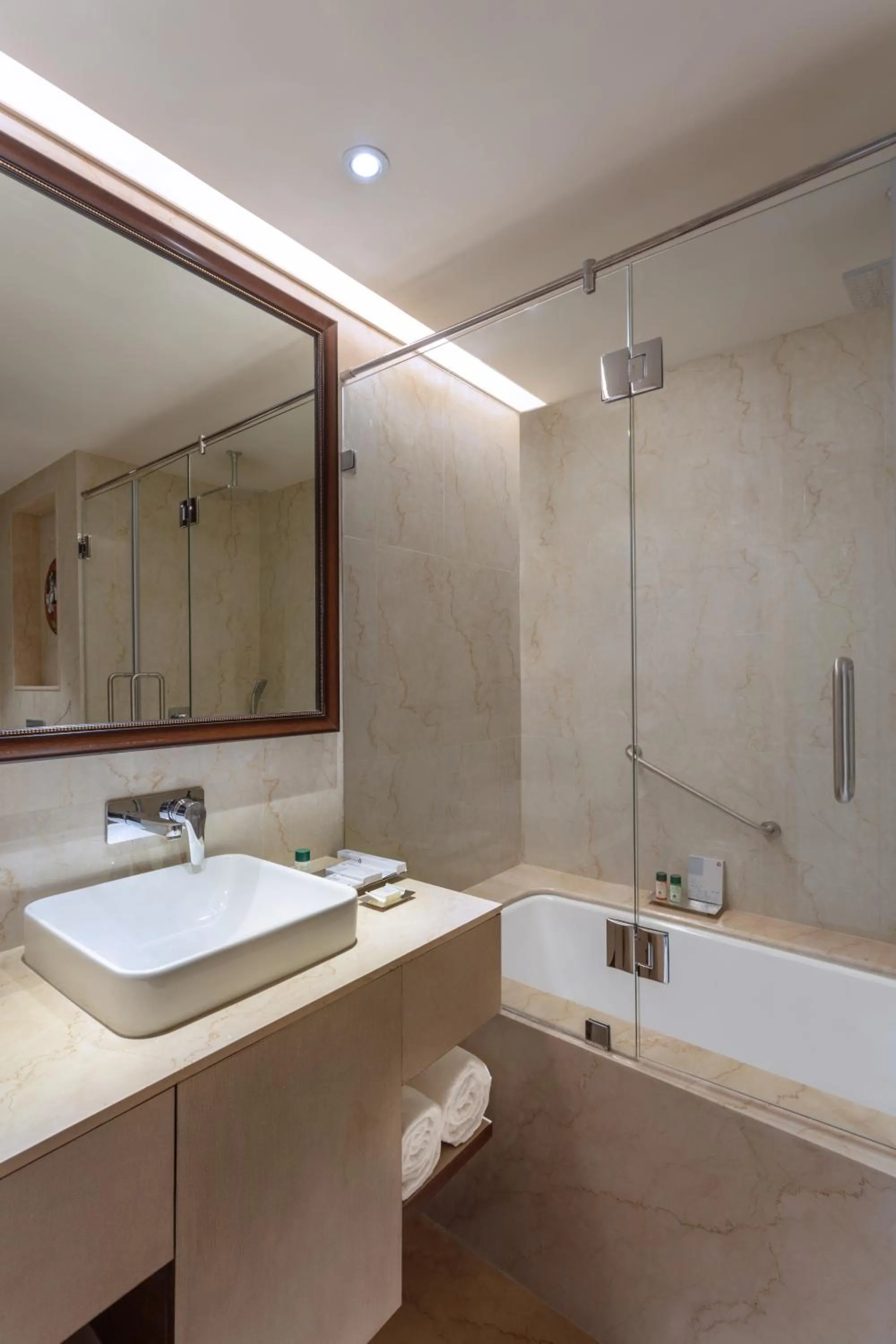 Shower in Fortune Park Pushpanjali, Durgapur - Member ITC Hotels' Group