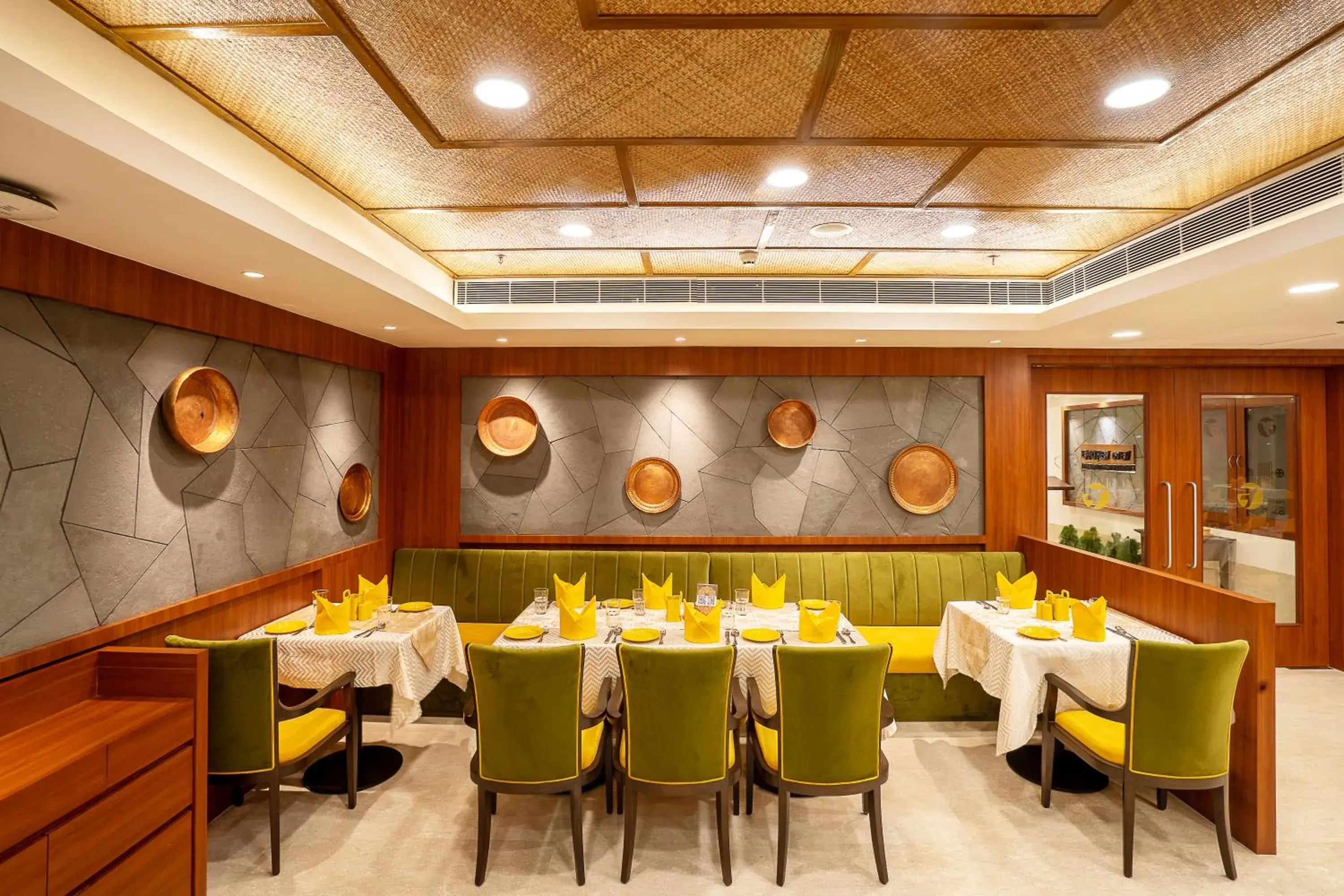 Restaurant/places to eat in Fortune Park Pushpanjali, Durgapur - Member ITC Hotels' Group Restaurant/places to eat in Fortune Park Pushpanjali, Durgapur - Member ITC Hotels' Group