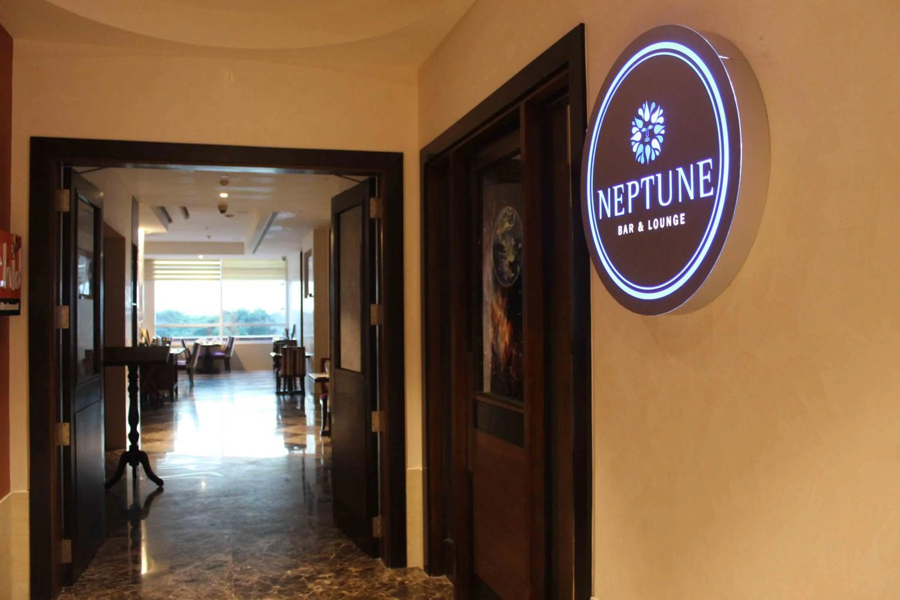 Lounge or bar in Fortune Park Pushpanjali, Durgapur - Member ITC Hotels' Group