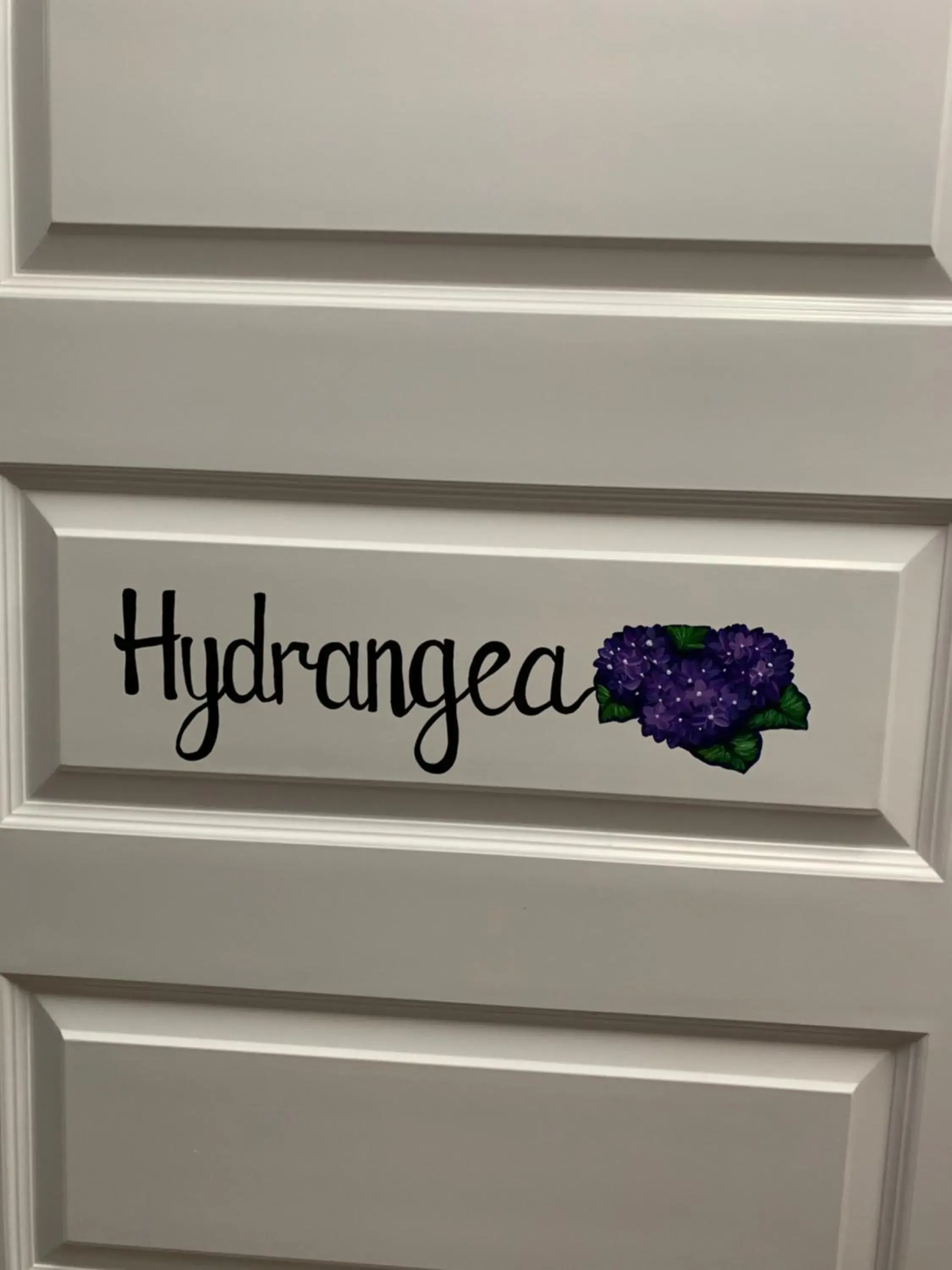 Queen Room in Bienvenue Mon Ami Bed and Breakfast Queen Room in Bienvenue Mon Ami Bed and Breakfast