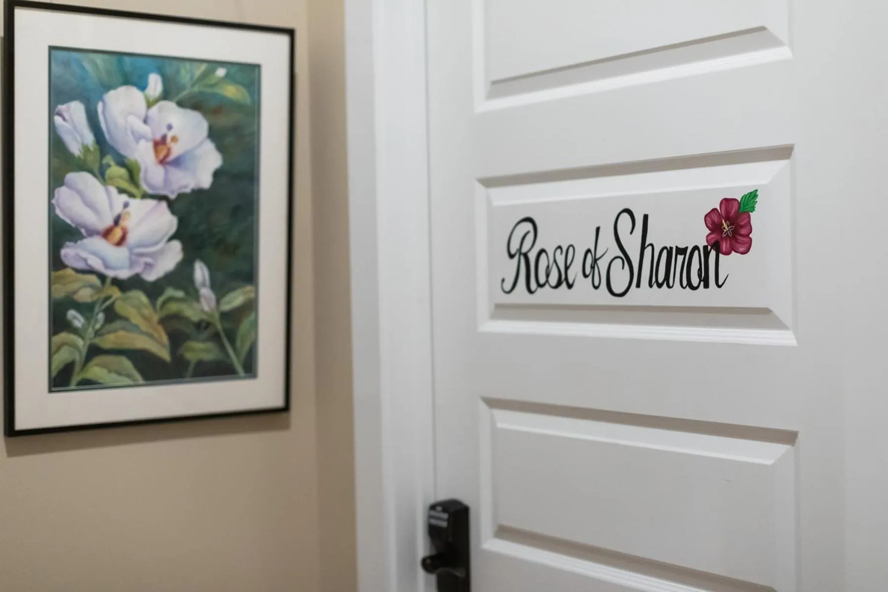 Decorative detail in Bienvenue Mon Ami Bed and Breakfast