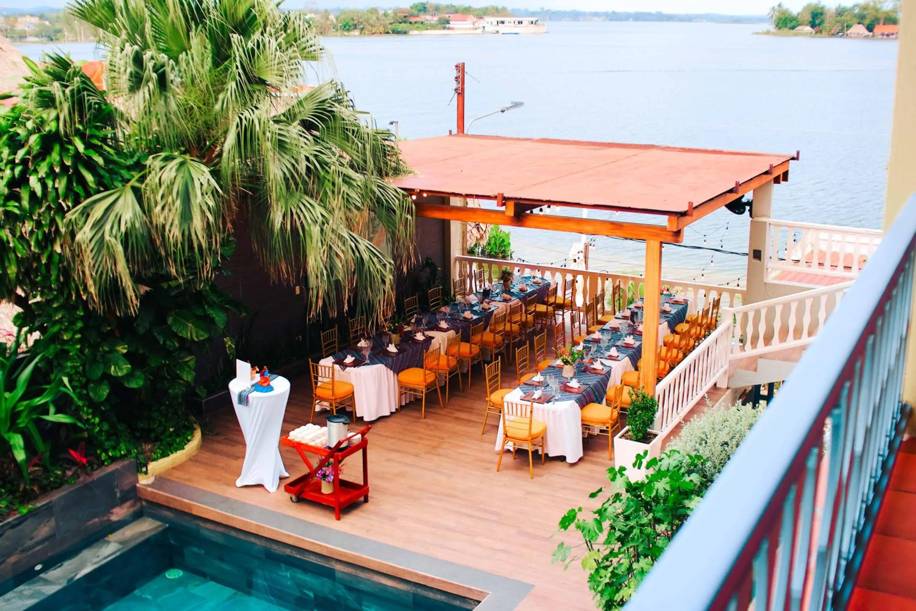 Restaurant/places to eat in Hotel Casona de La Isla