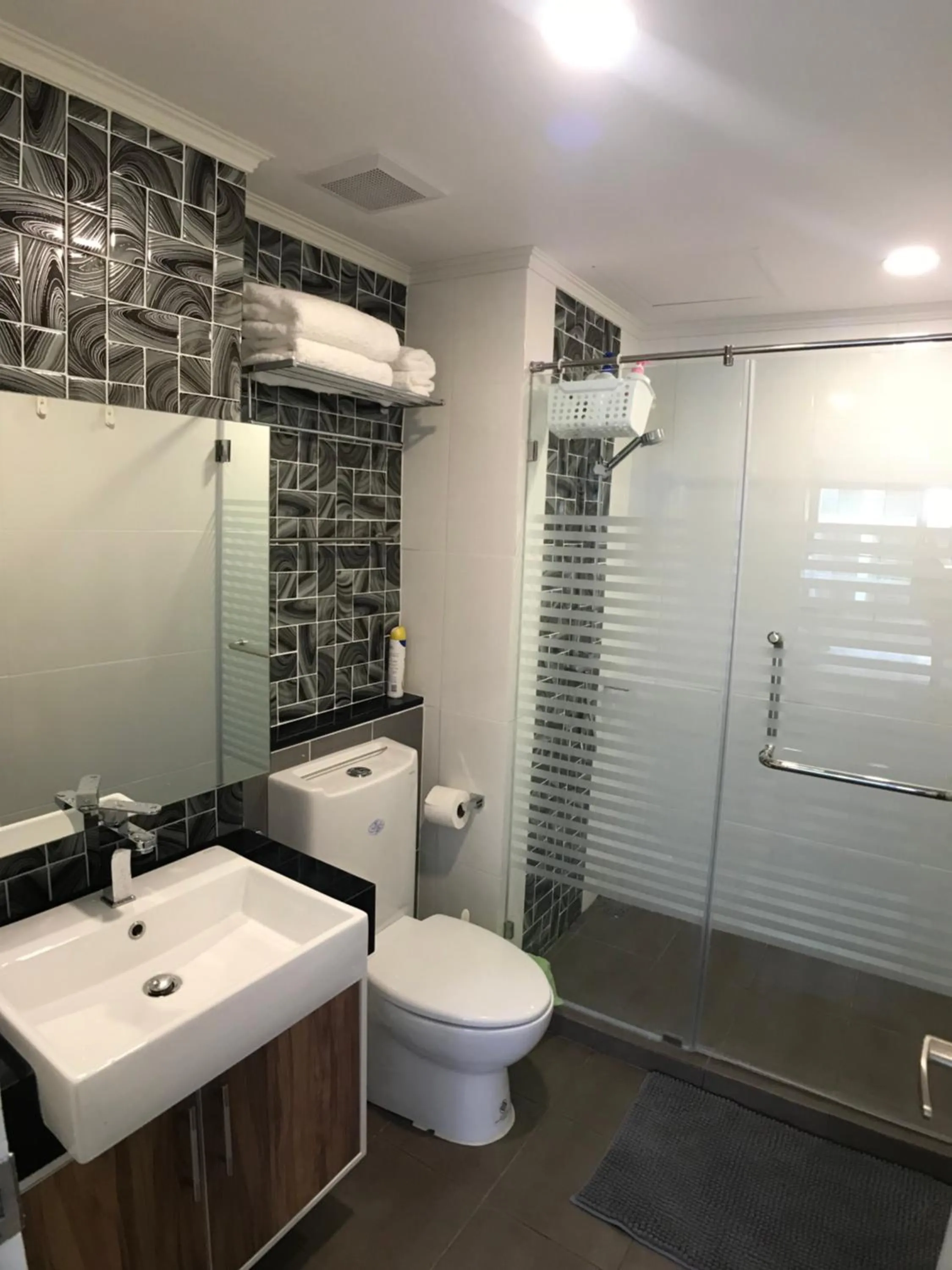 Dusit Grand Park Pool View Room