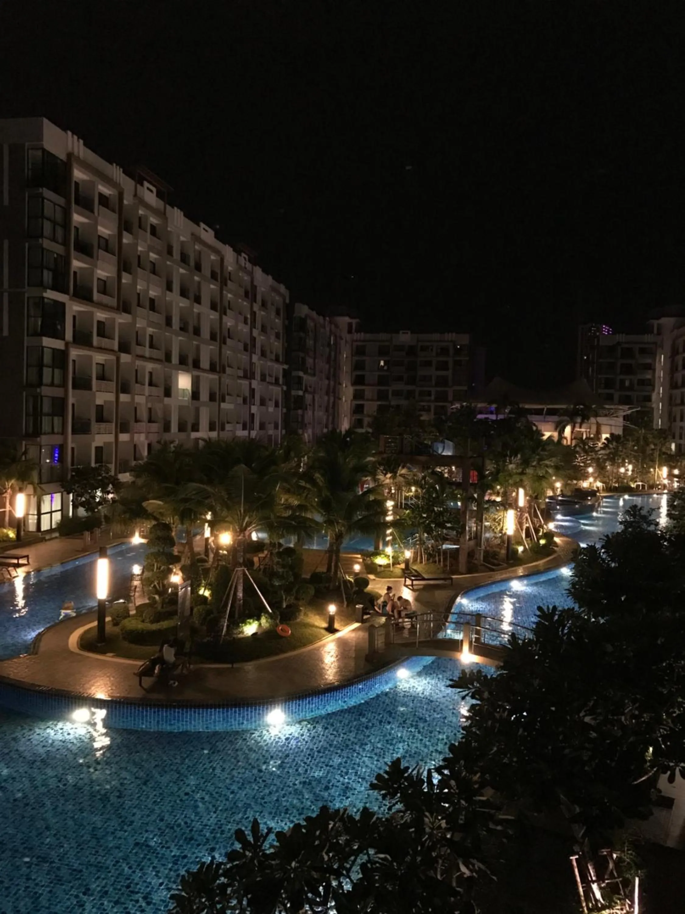 Dusit Grand Park Pool View Room
