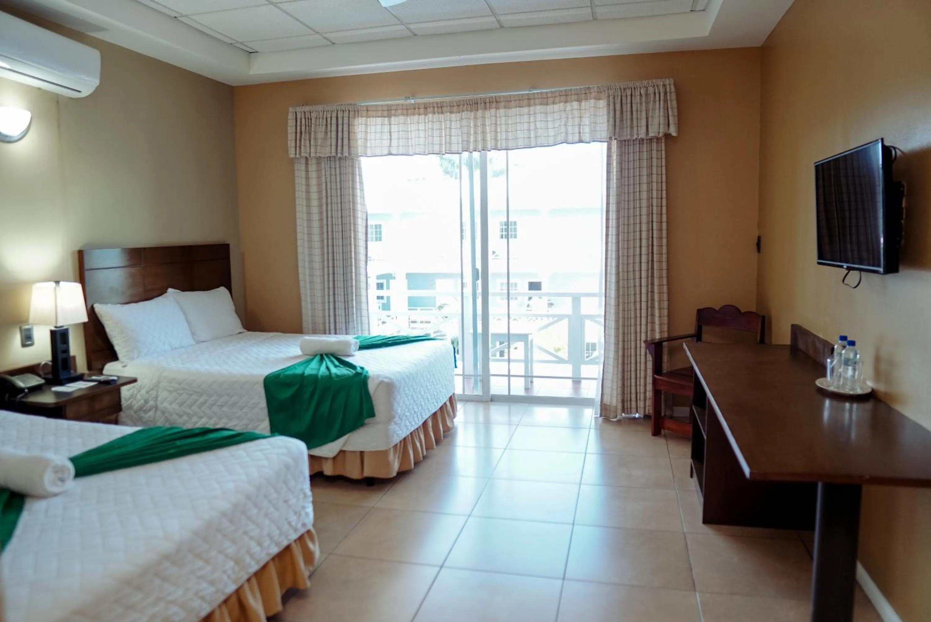 Bed in Hotel Casona del Lago