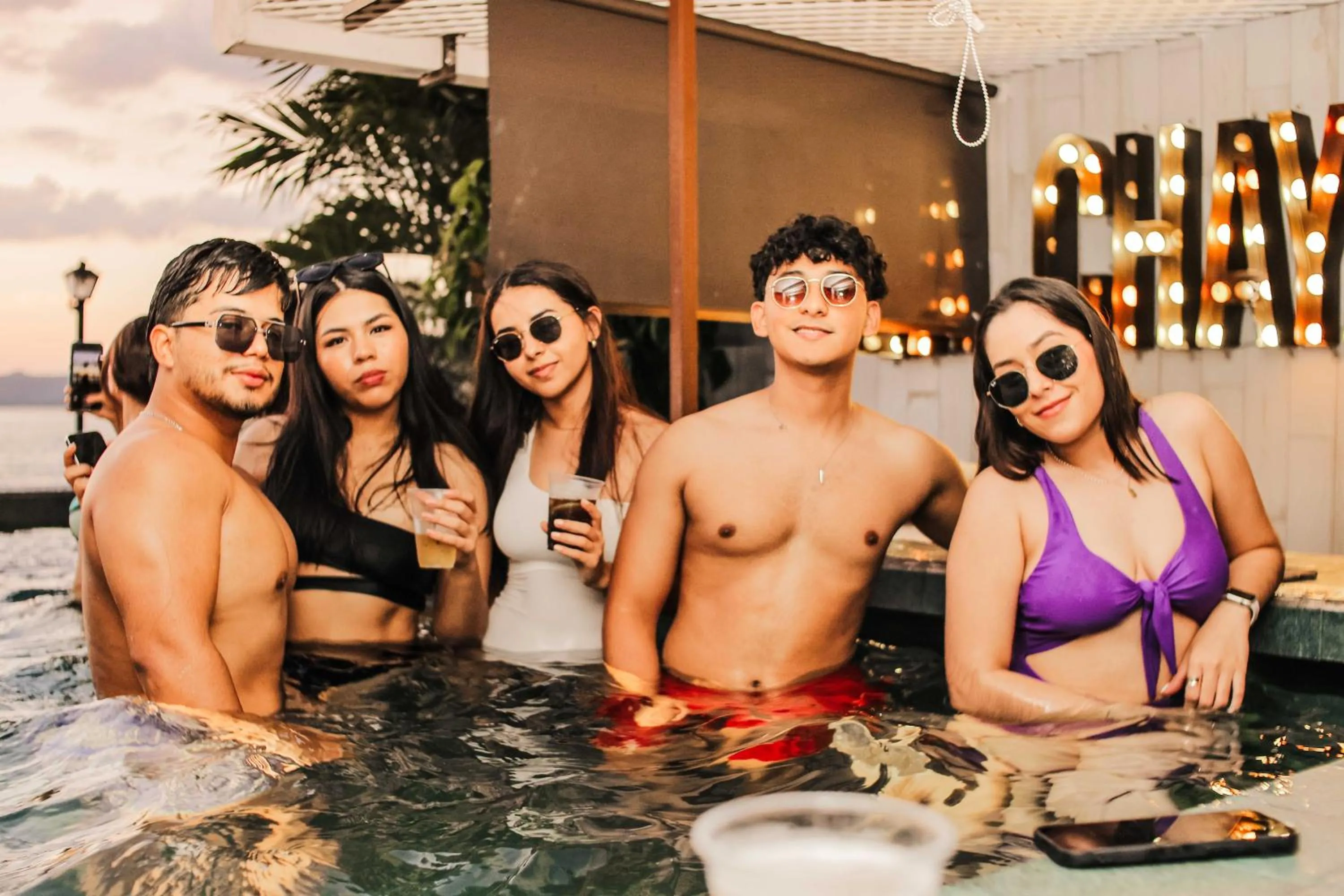 Swimming pool in Hotel Peten