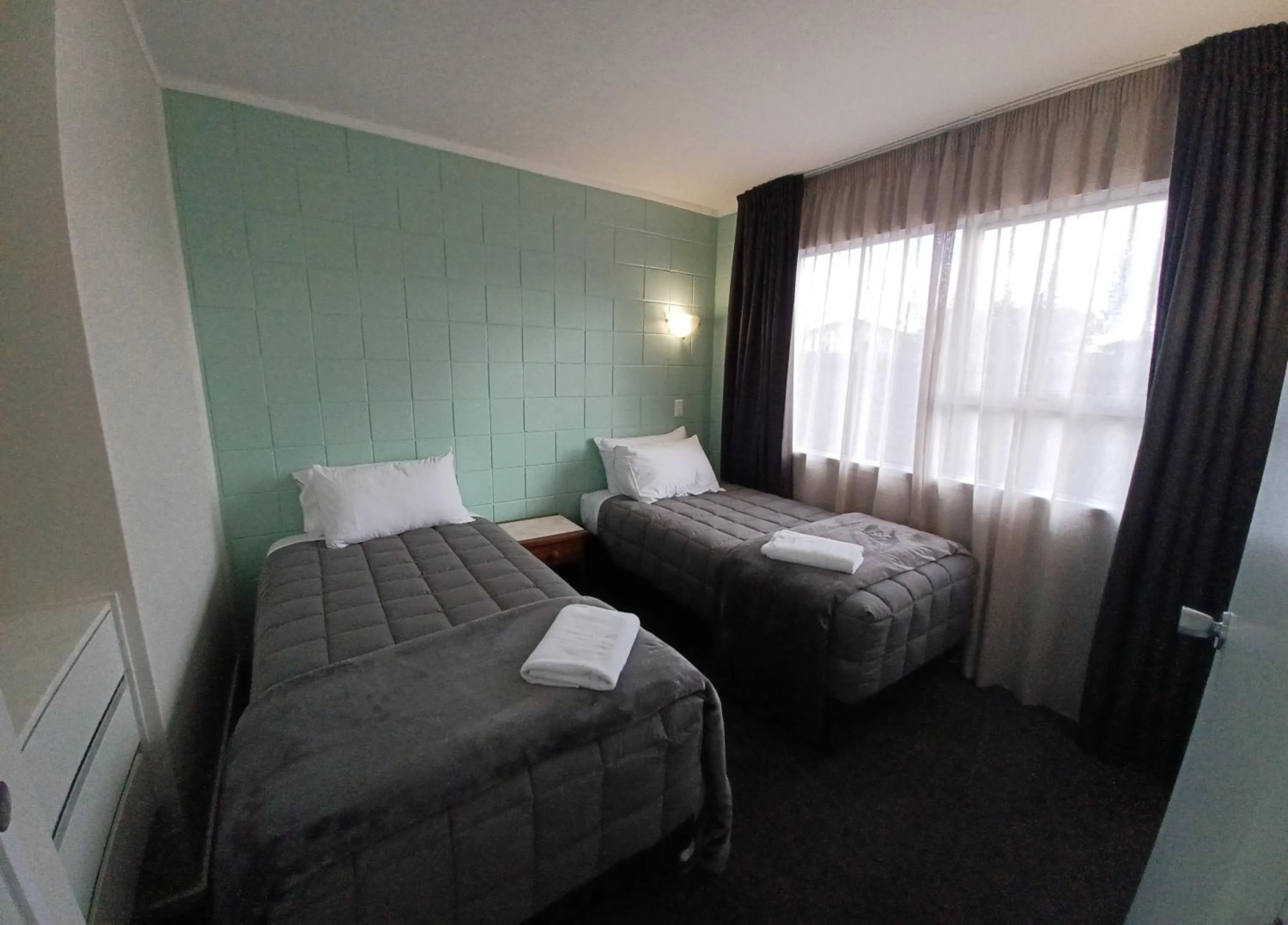 Parkview Motel