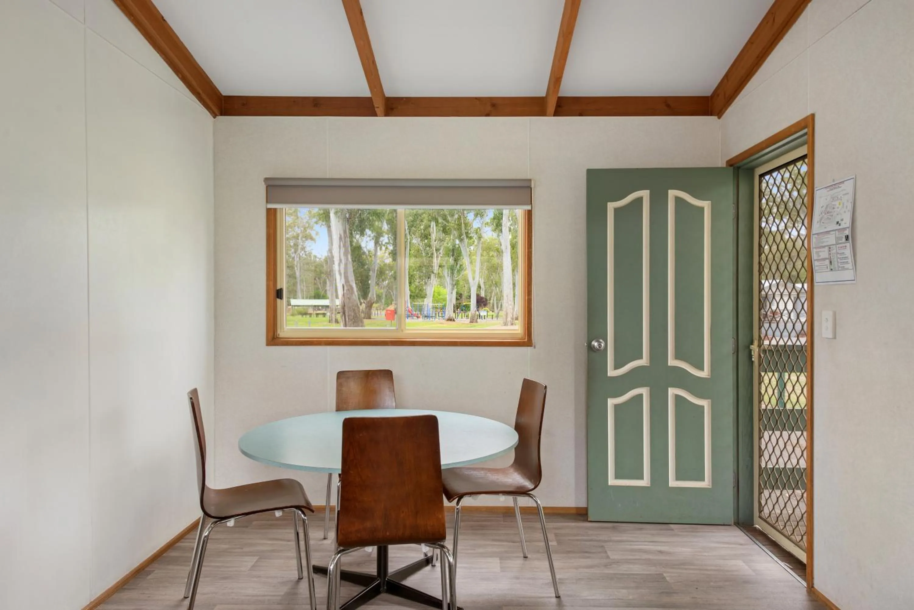 Dining area in Discovery Parks - Clare