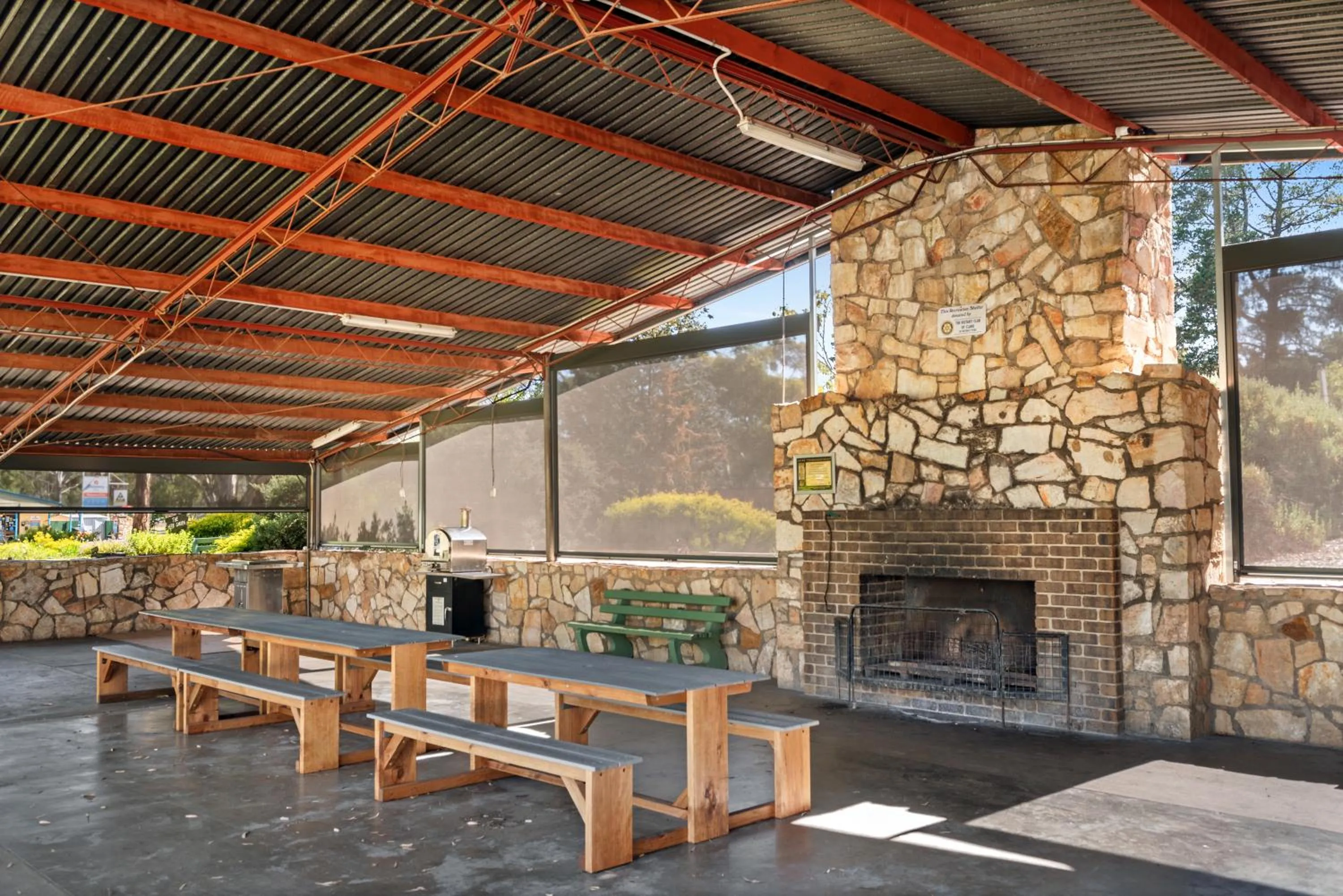 BBQ facilities in Discovery Parks - Clare