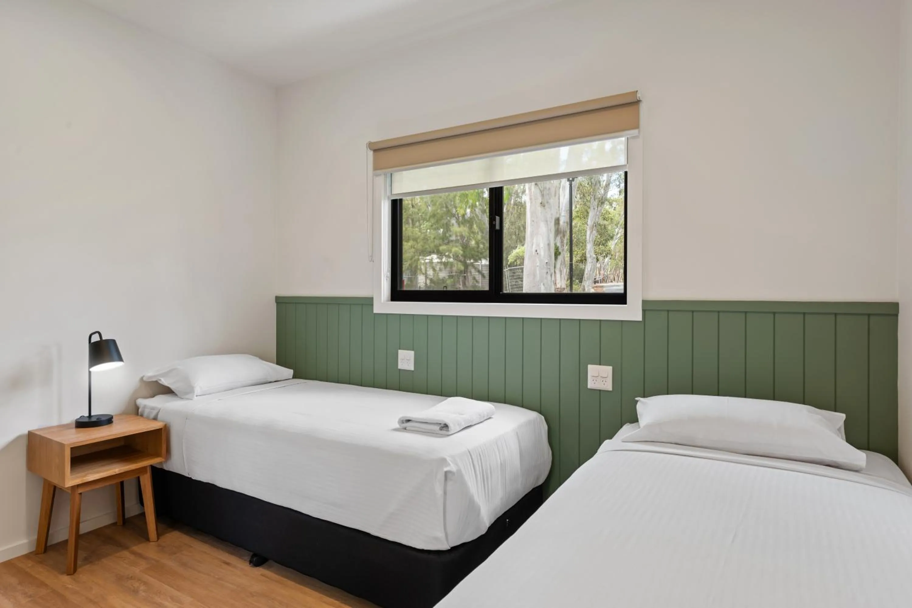 Bedroom, Bed in Discovery Parks - Clare