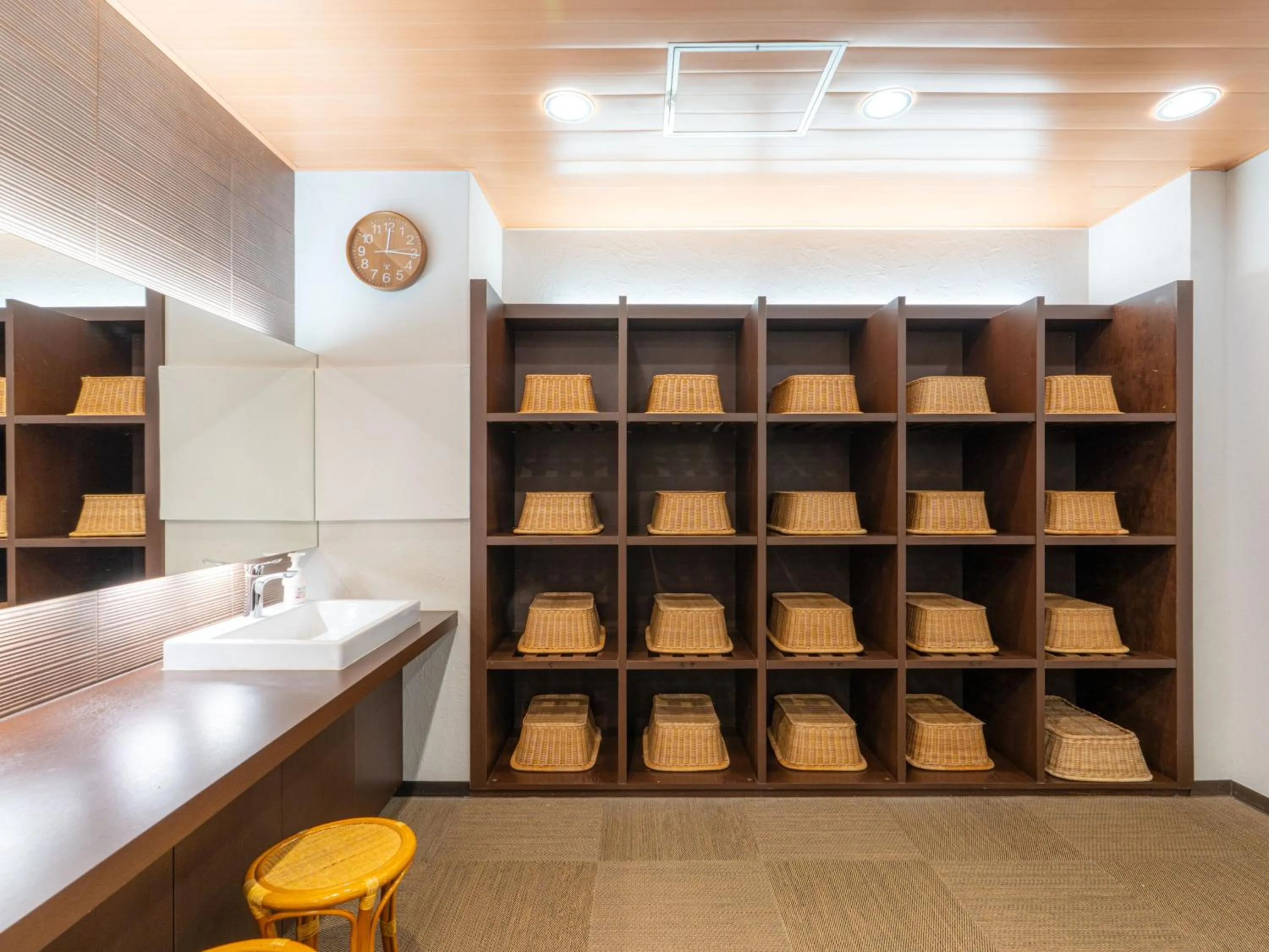 Hot Spring Bath in Okunikko Konishi Hotel