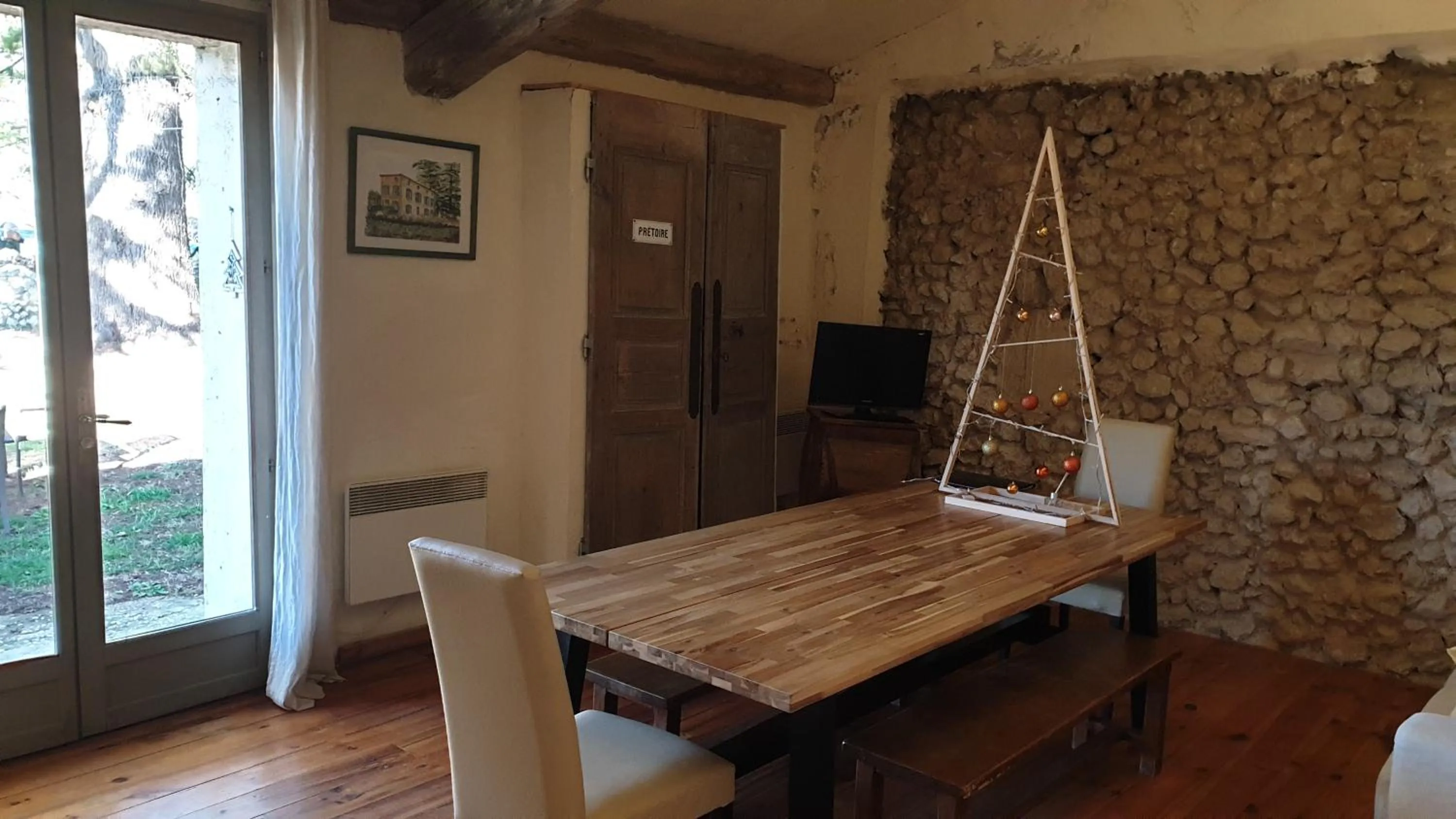 Living room in la bastide de l'adrech