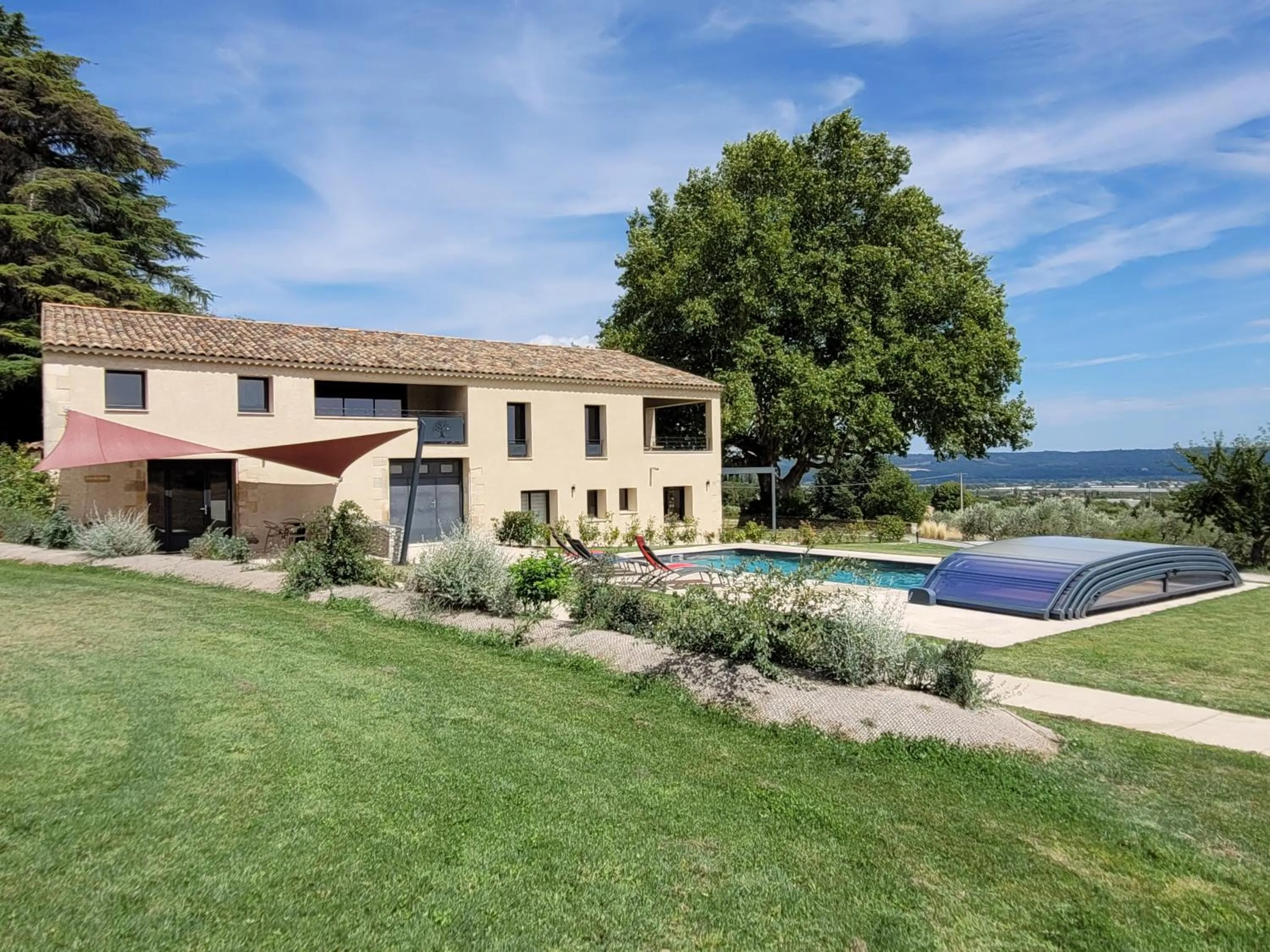 Property building in la bastide de l'adrech