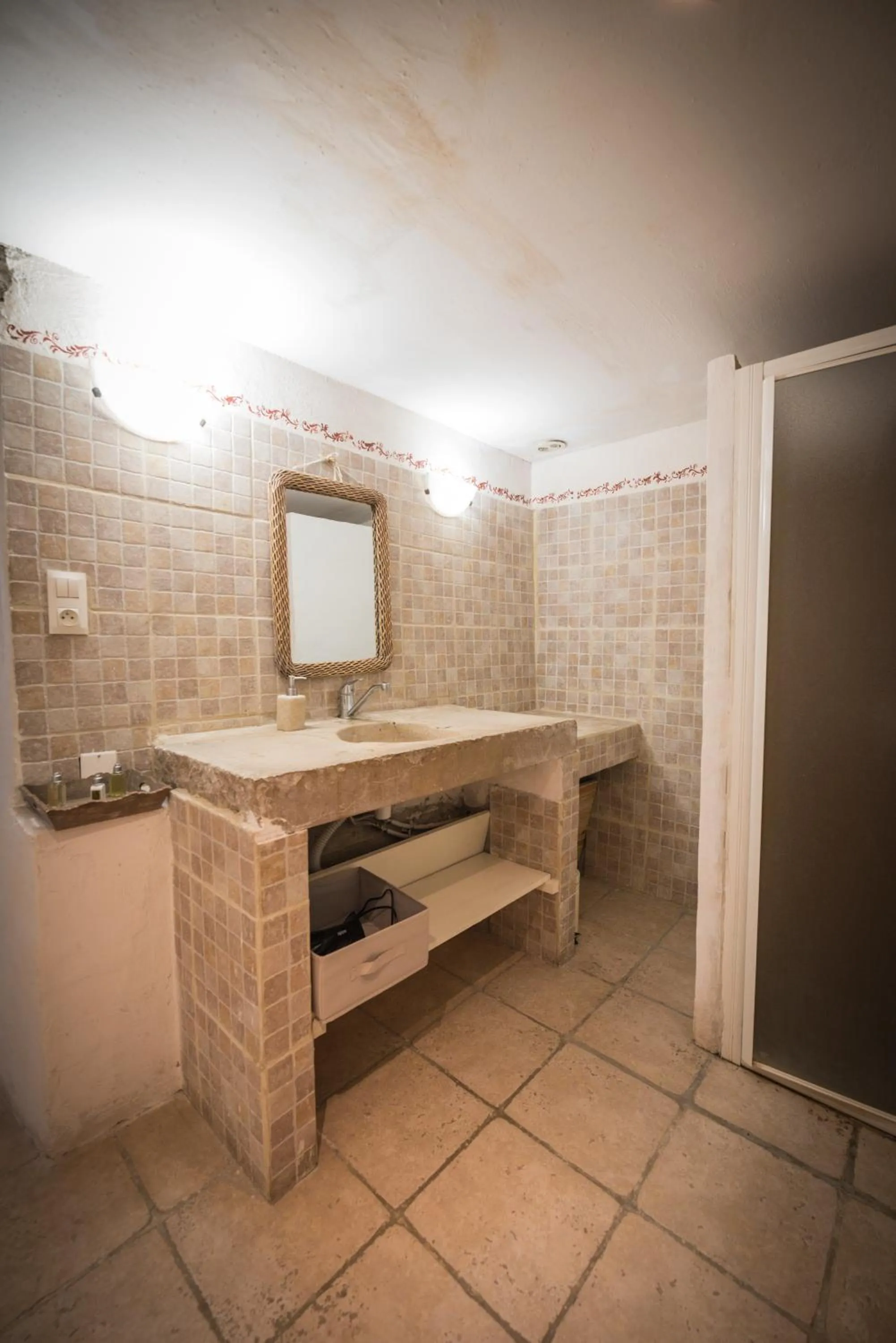 Bathroom in la bastide de l'adrech