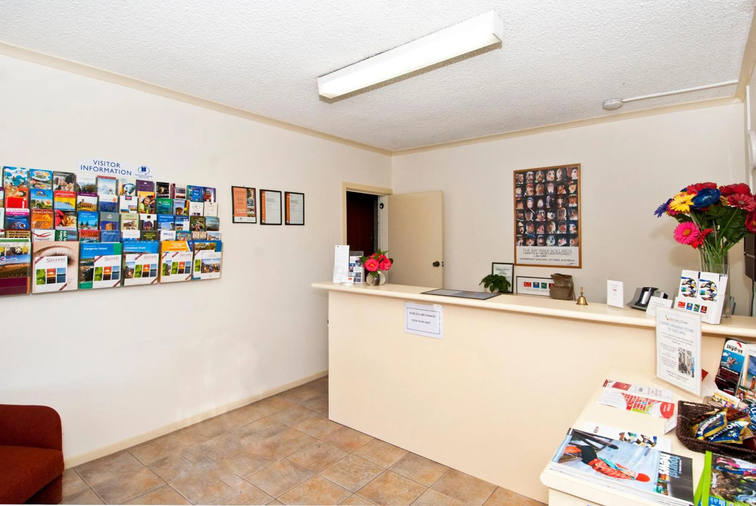 Lobby or reception in Hacienda Motel Geelong