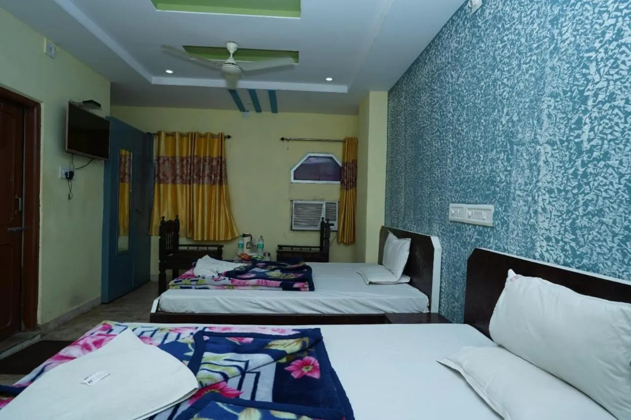Hotel Gokul Palace