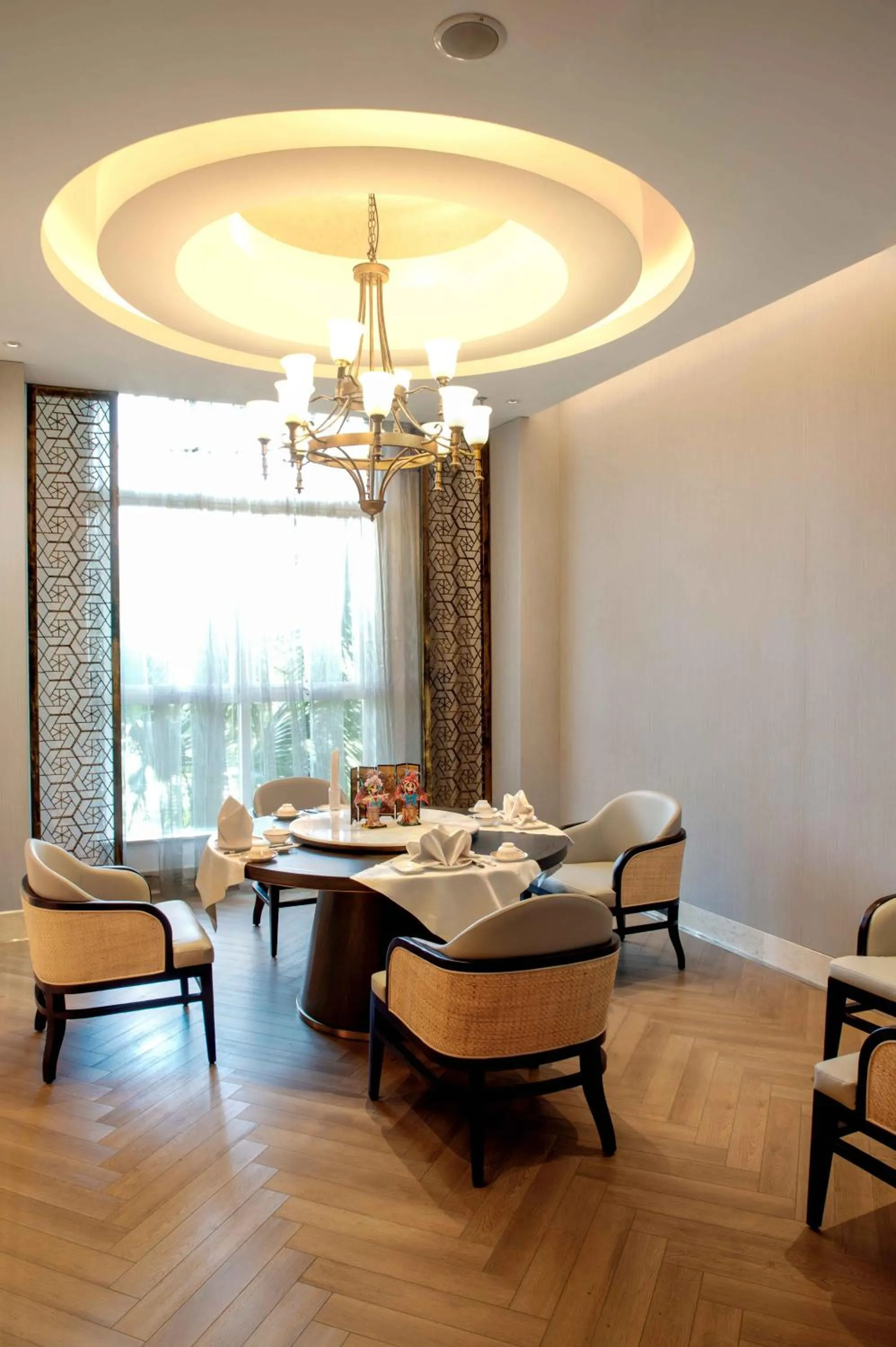 Restaurant/places to eat in Pullman Haikou