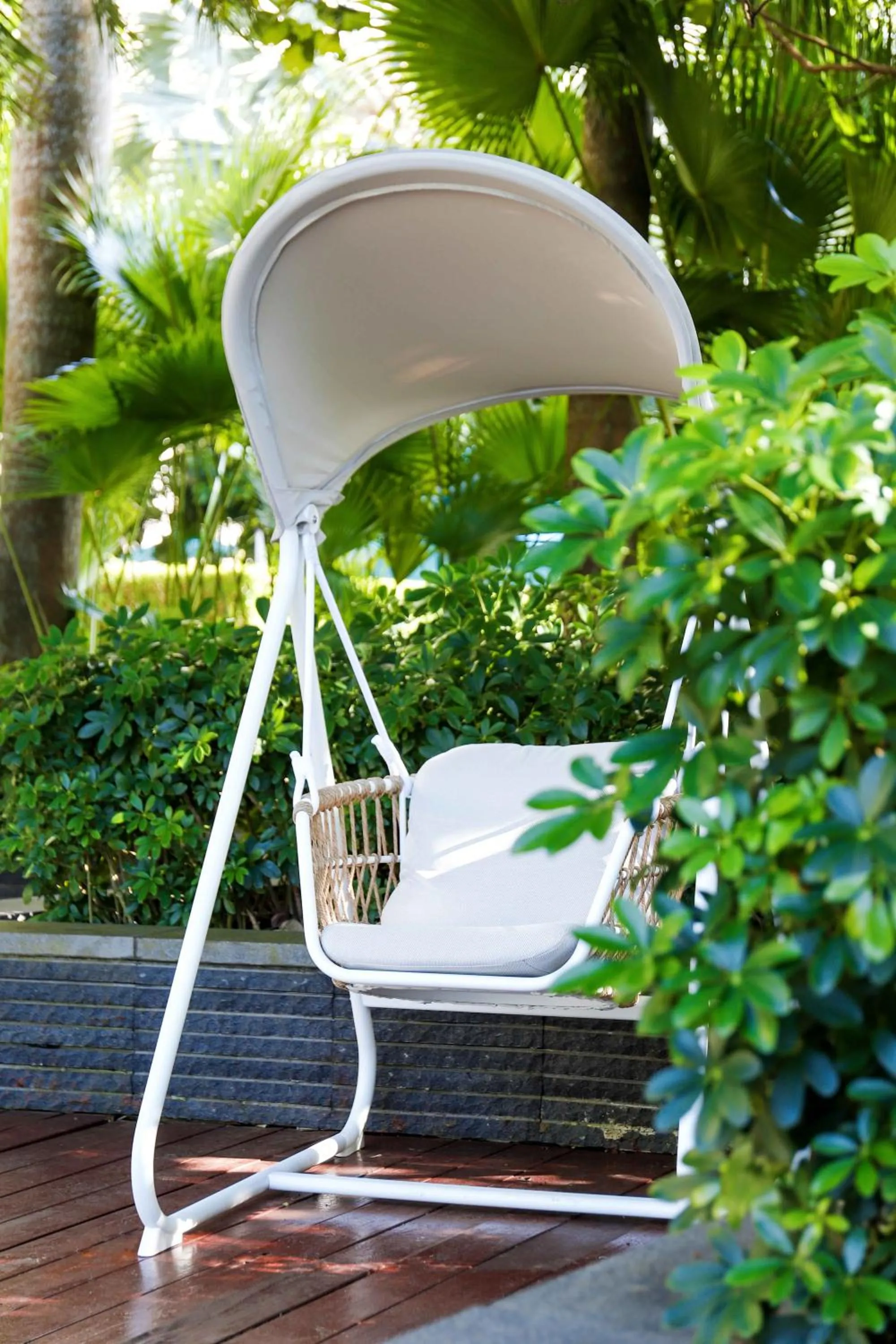 sunbed in Pullman Haikou