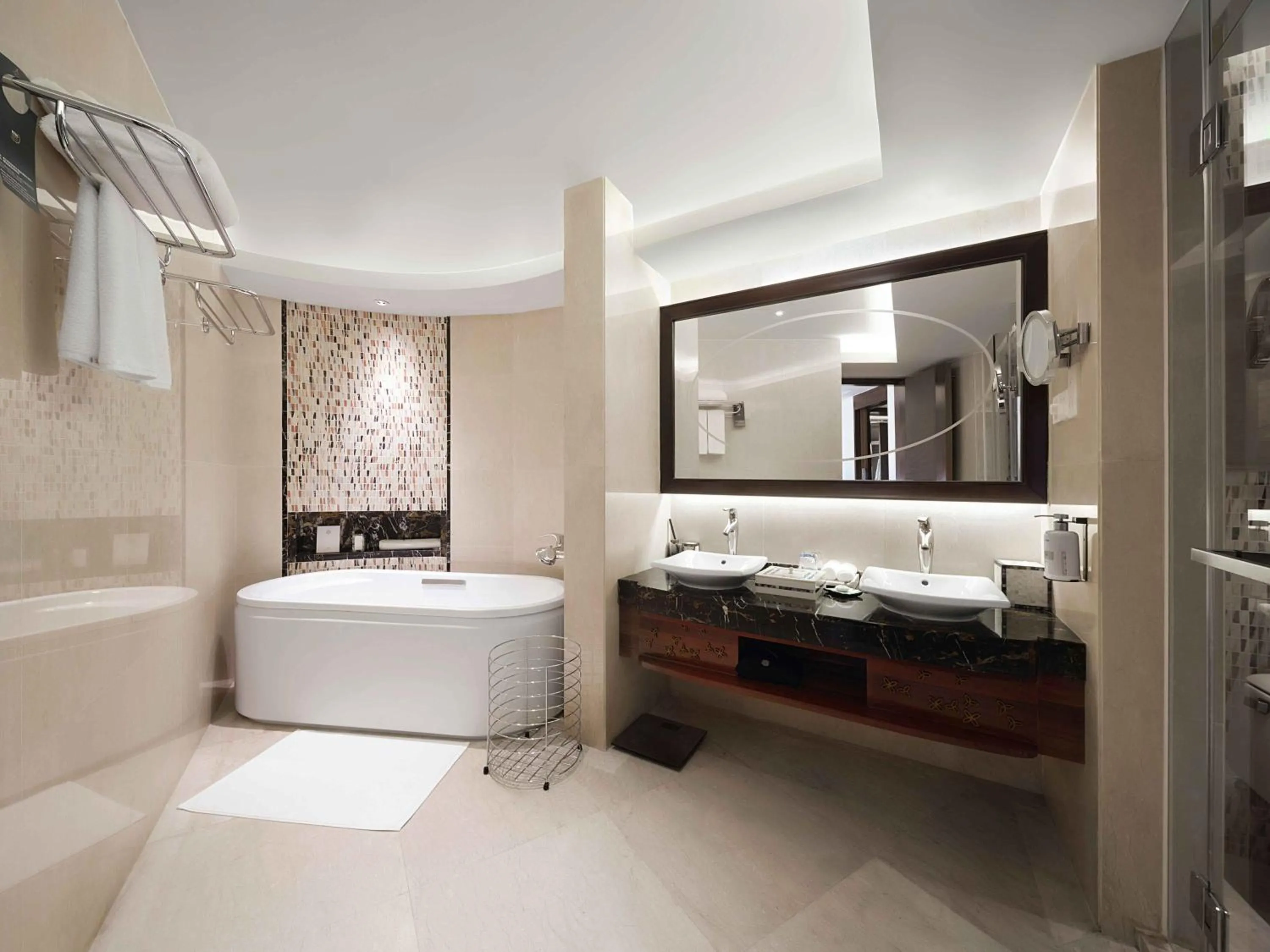 Bathroom in Pullman Haikou